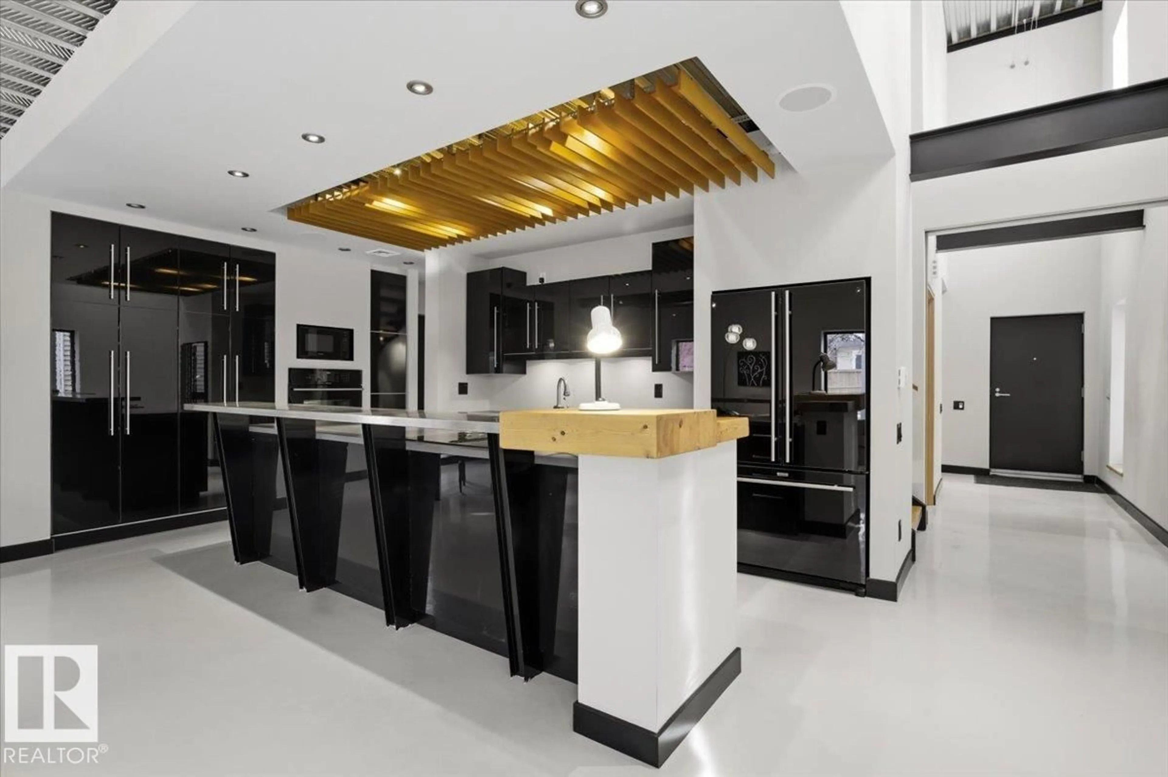 Contemporary kitchen, ceramic/tile floor for 8709 92A AV, Edmonton Alberta T6C4G6