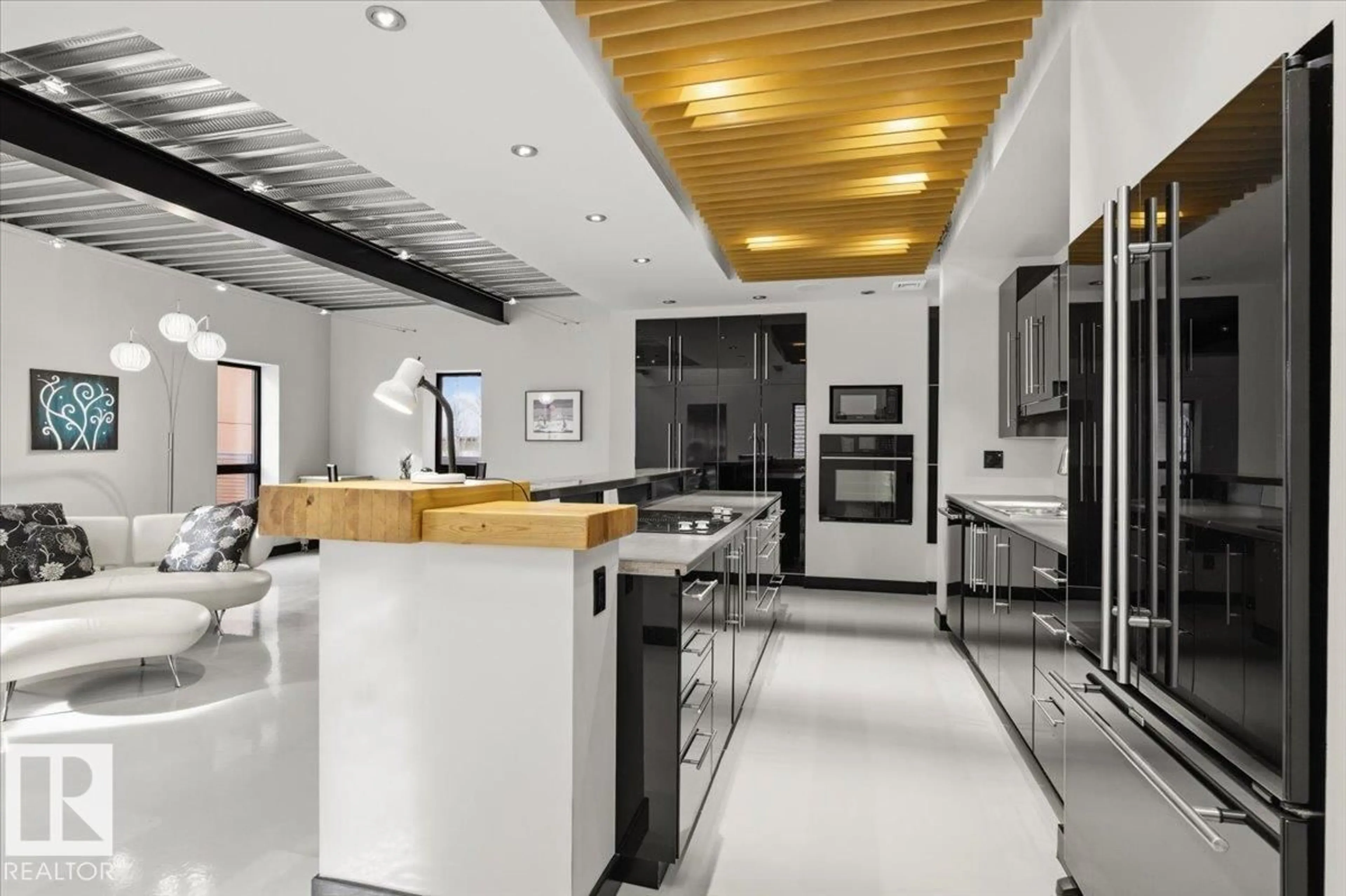 Contemporary kitchen, unknown for 8709 92A AV, Edmonton Alberta T6C4G6