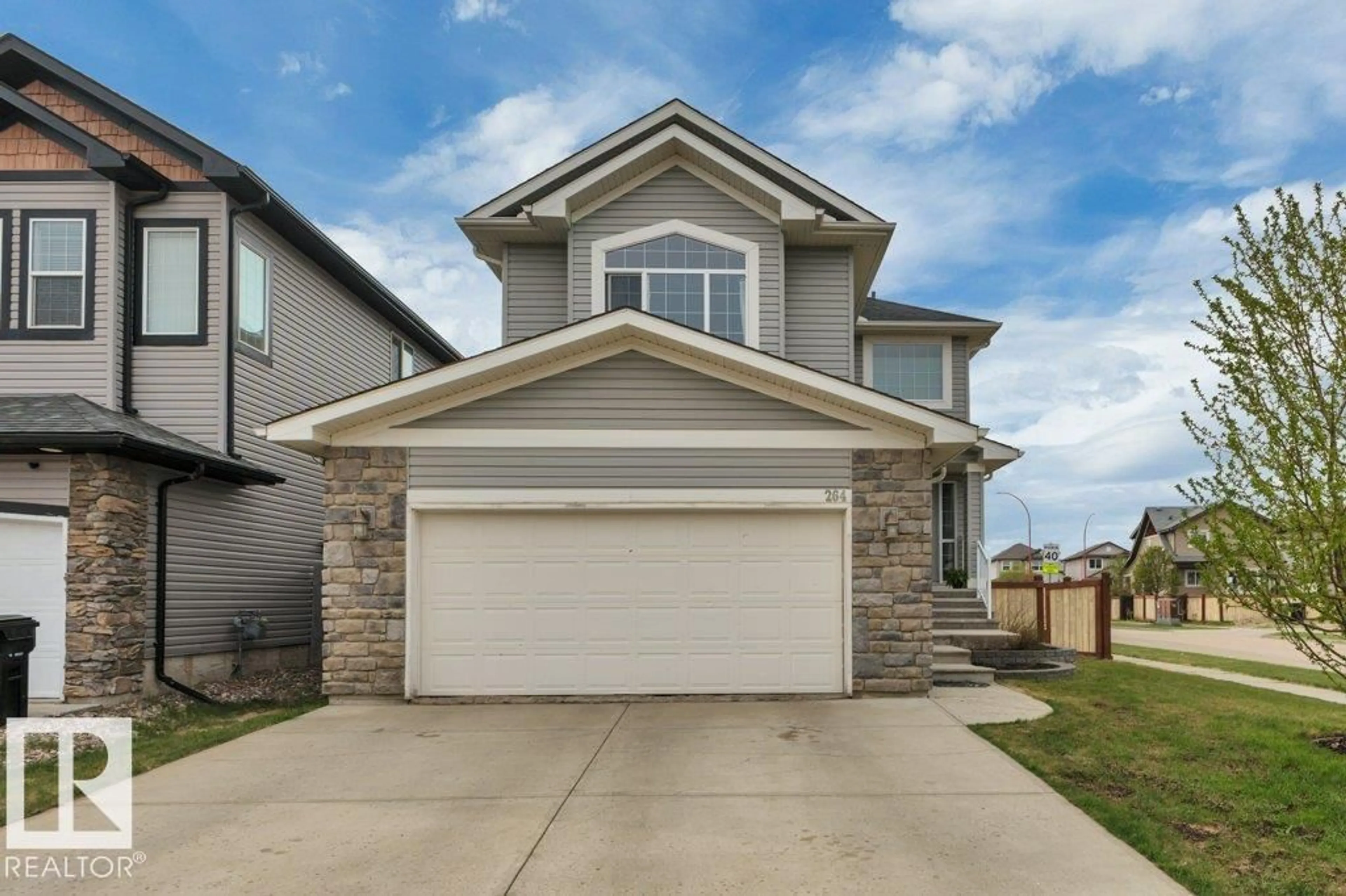 Home with vinyl exterior material, street for 264 SOUTHWICK ST, Leduc Alberta T9E0E7