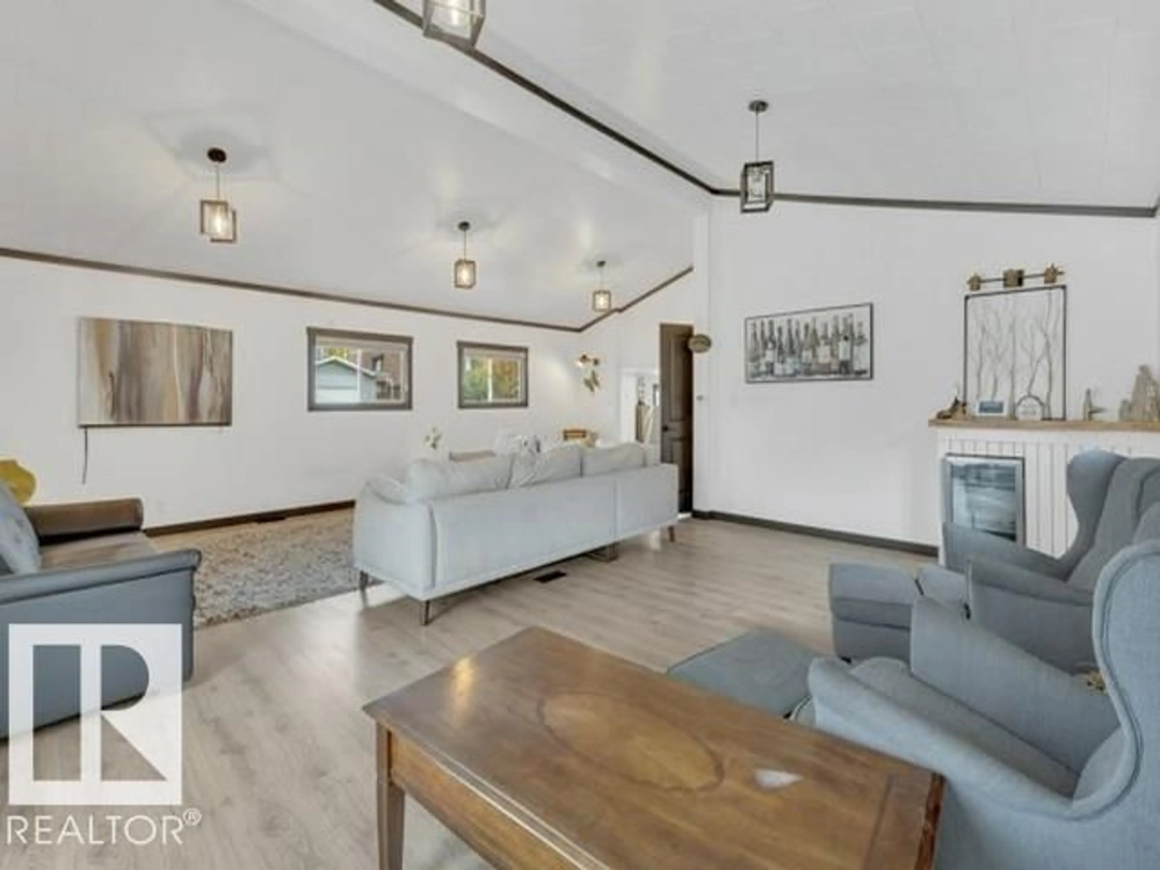 Unknown for 3602 50TH AVE, Sylvan Lake Alberta T4S1B2