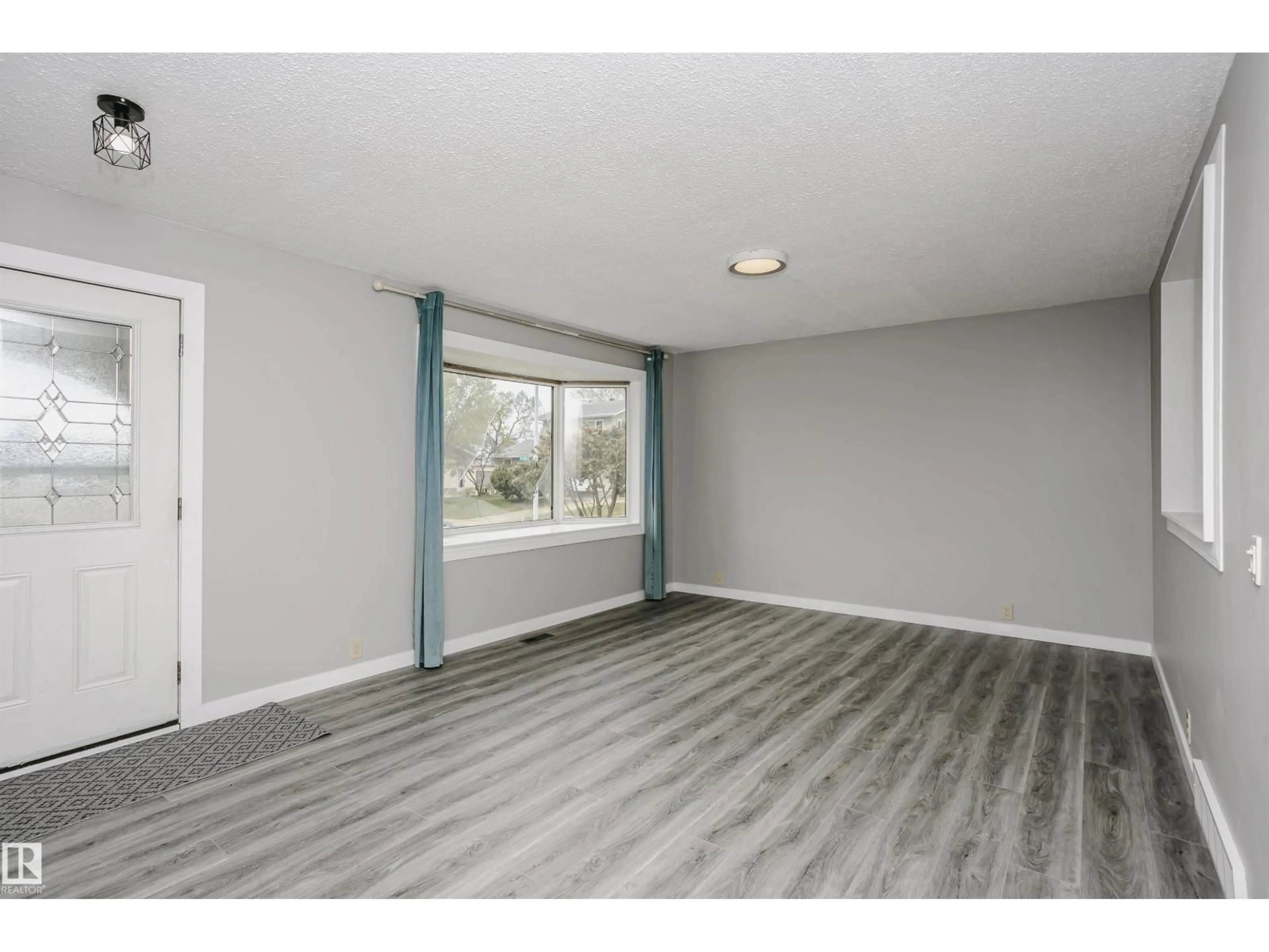 A pic of a room for 11436 161 AV, Edmonton Alberta T5X2L2