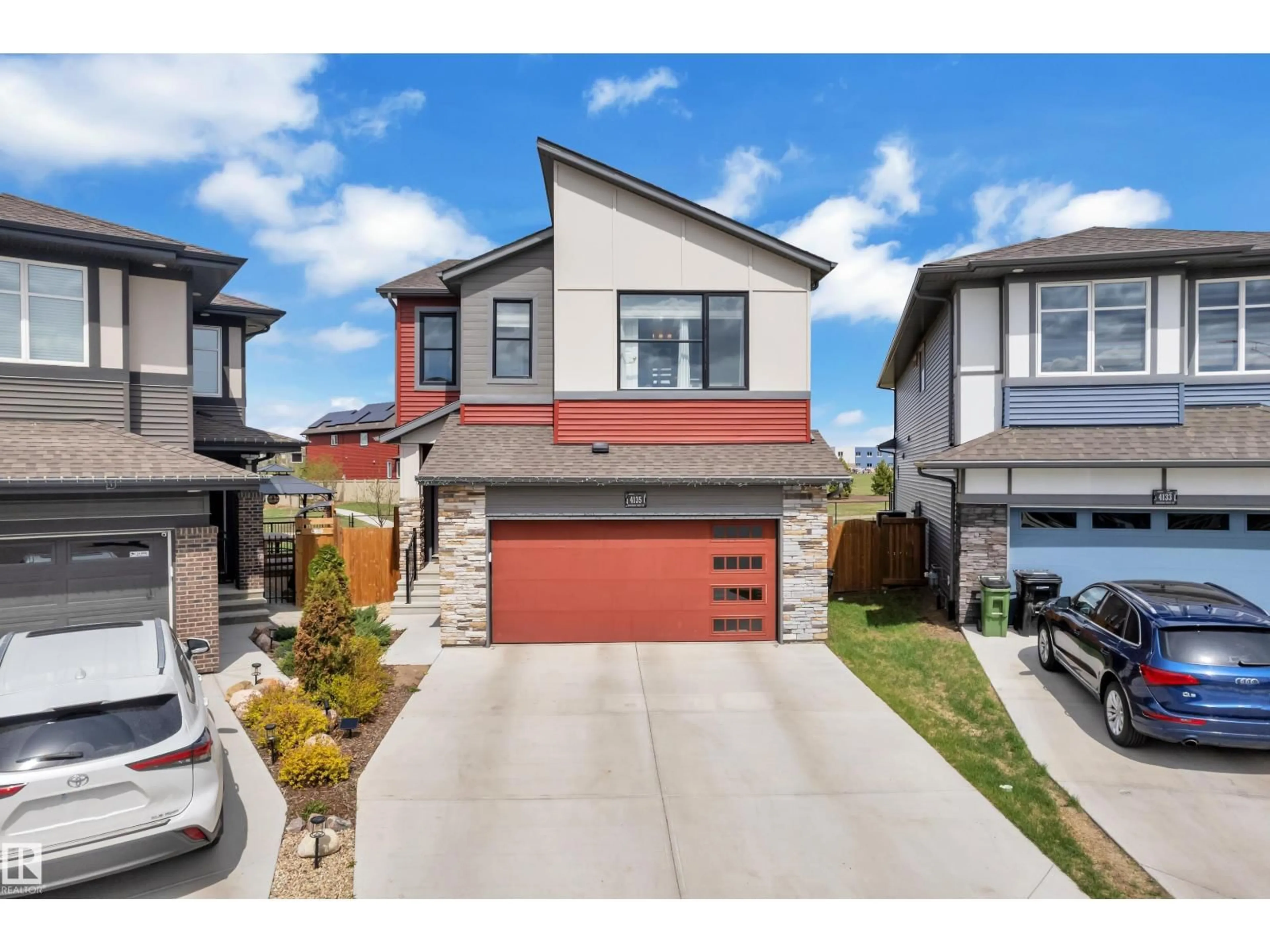 Unknown for 4135 HAWTHORN CT, Edmonton Alberta T6X2Y8