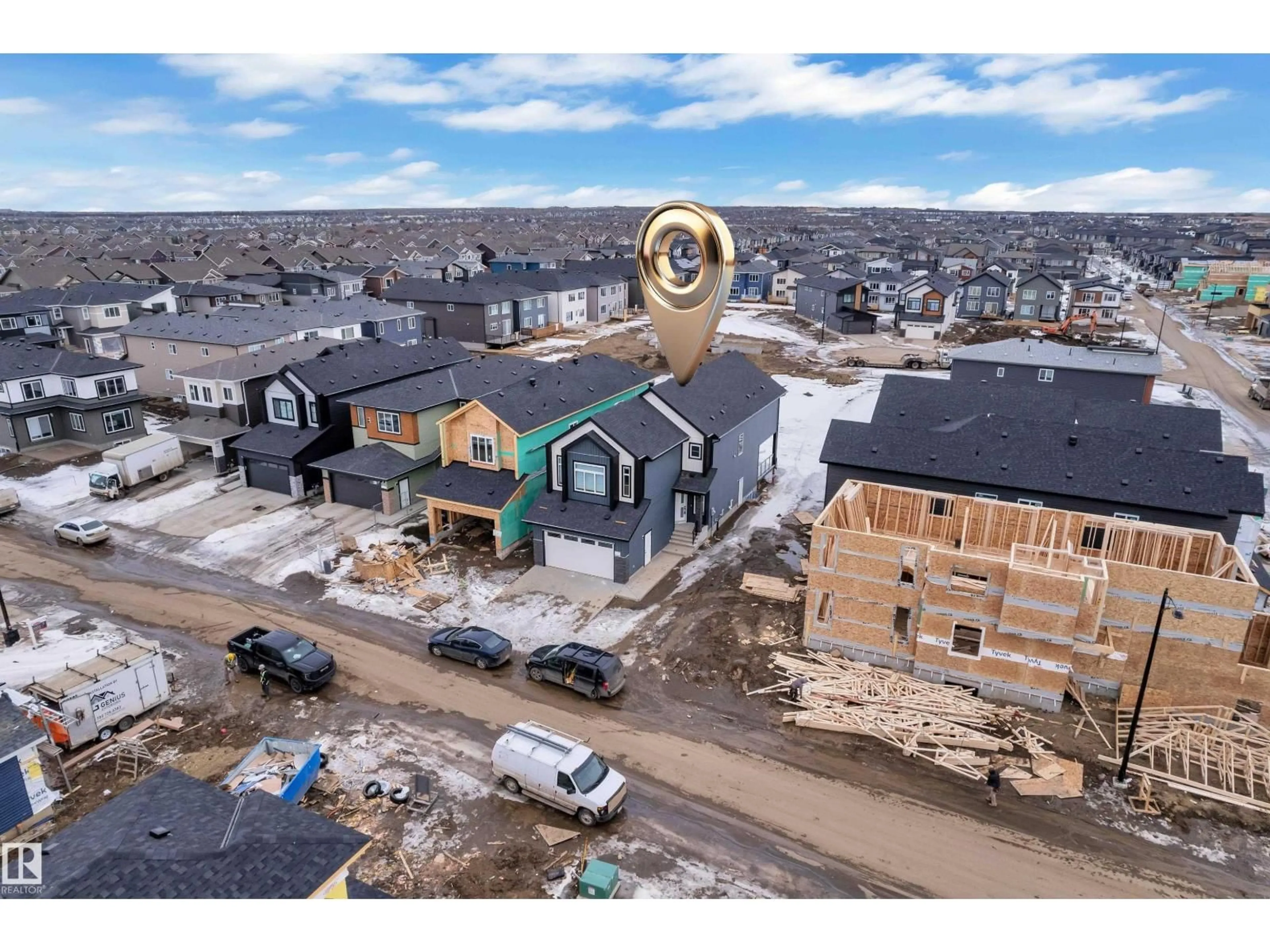 A pic from outside/outdoor area/front of a property/back of a property/a pic from drone, street for SW - 8458 MAYDAY LI, Edmonton Alberta T6X3E6