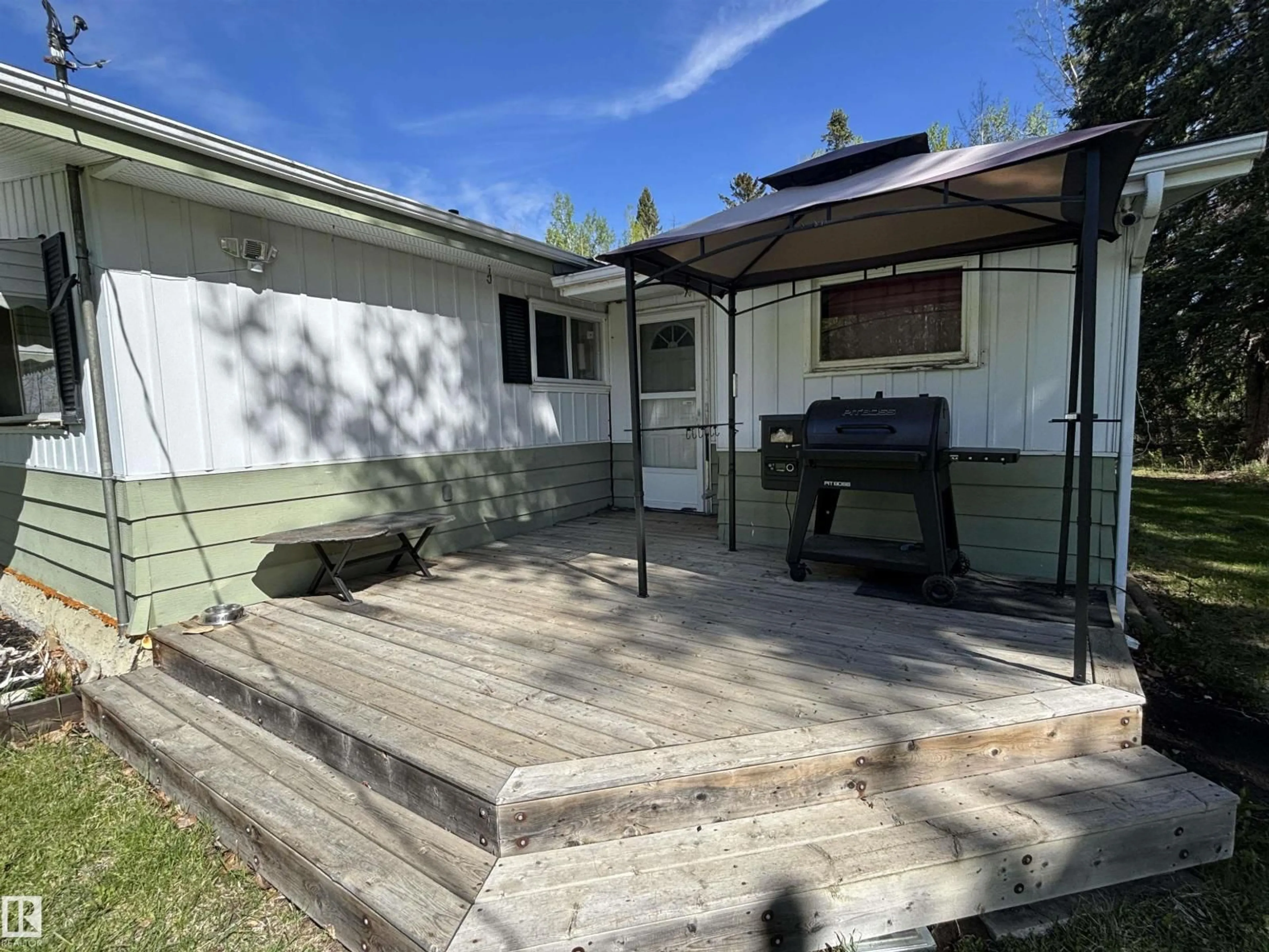 Patio, street for 49501 RANGE ROAD 81, Rural Brazeau County Alberta T7A2A3