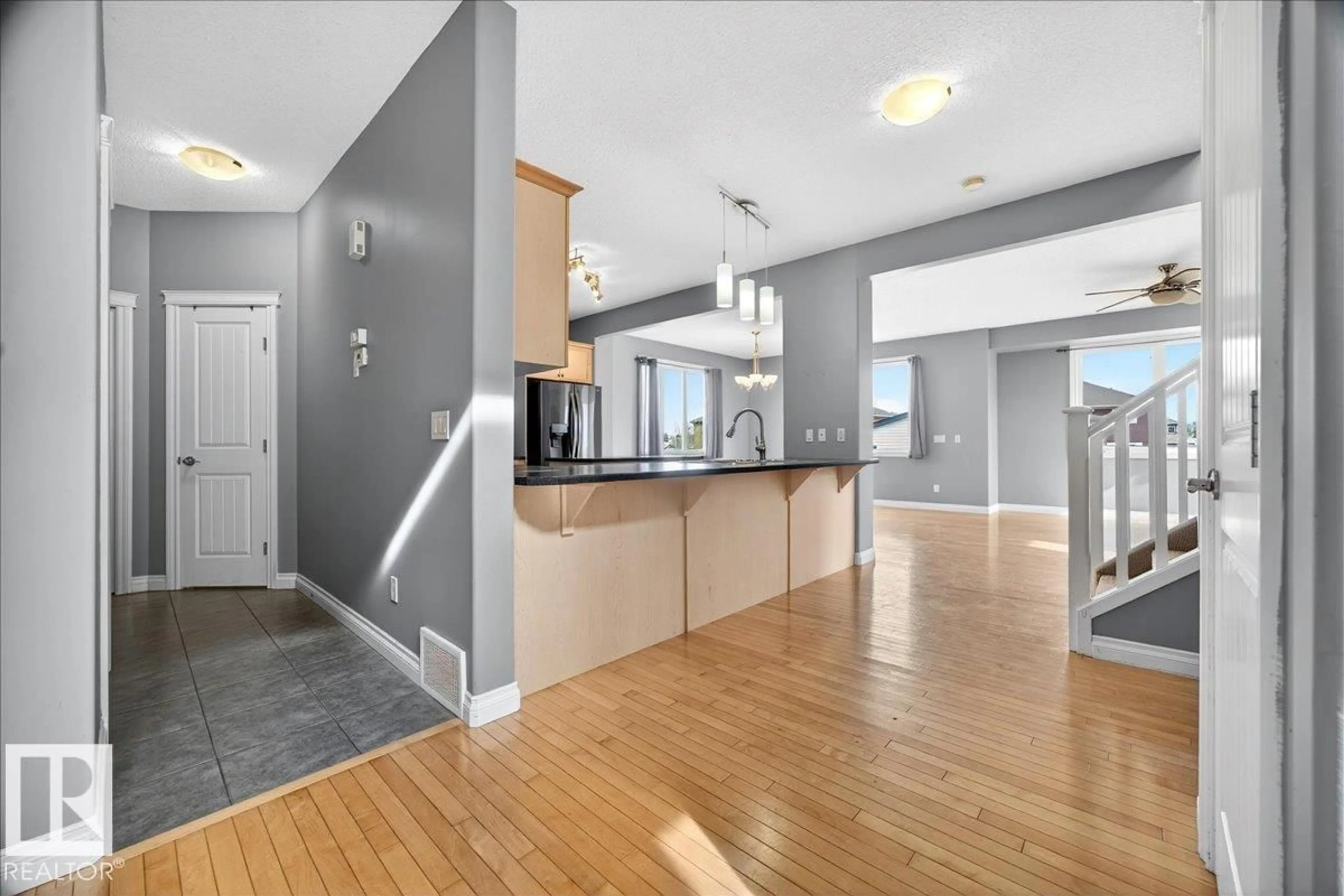 Open concept kitchen, unknown for 40 WILLOWDALE PL, Stony Plain Alberta T7Z0A4