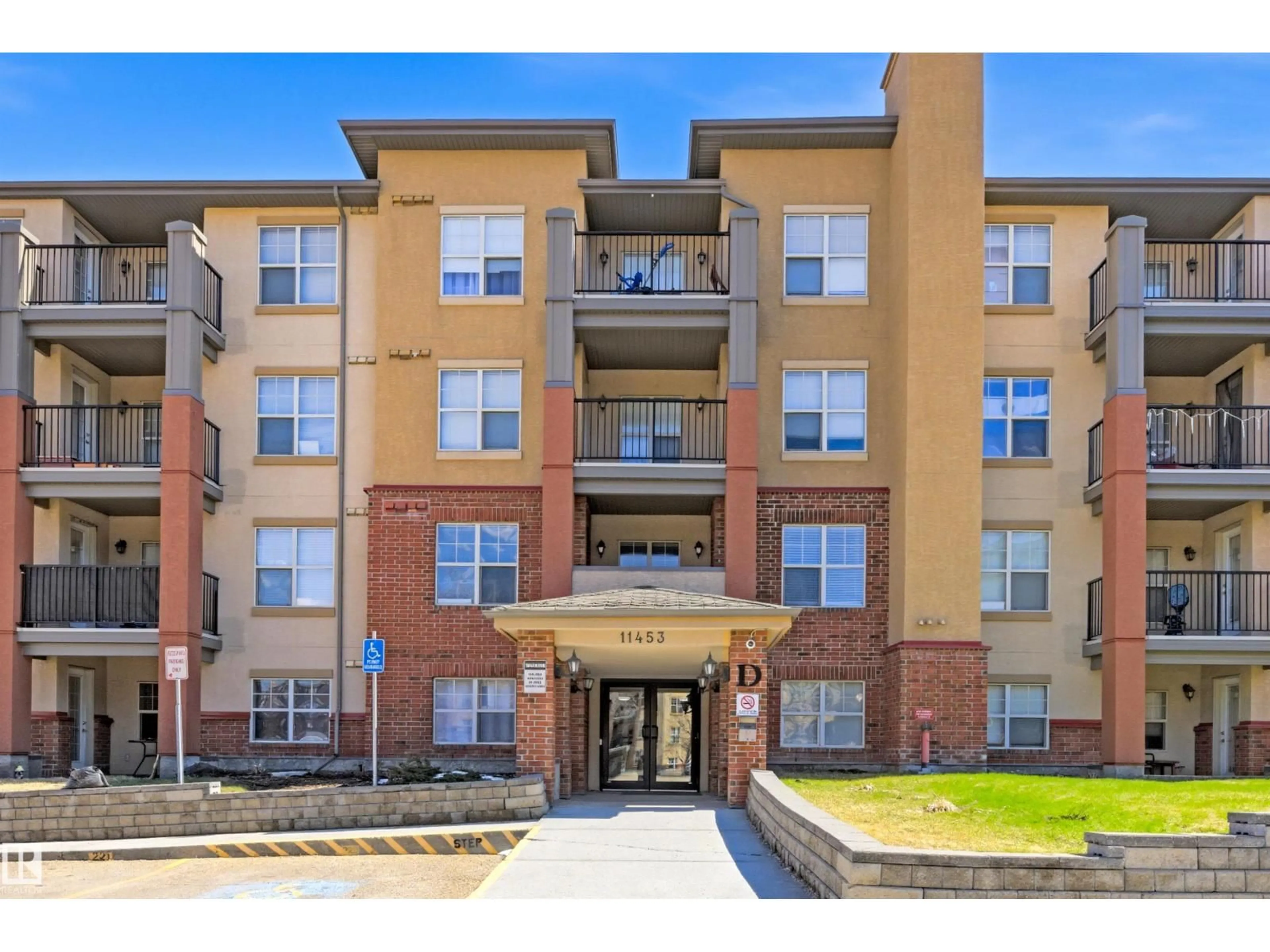 Indoor foyer for #407 - 11453 ELLERSLIE RD SW, Edmonton Alberta T6W1T3