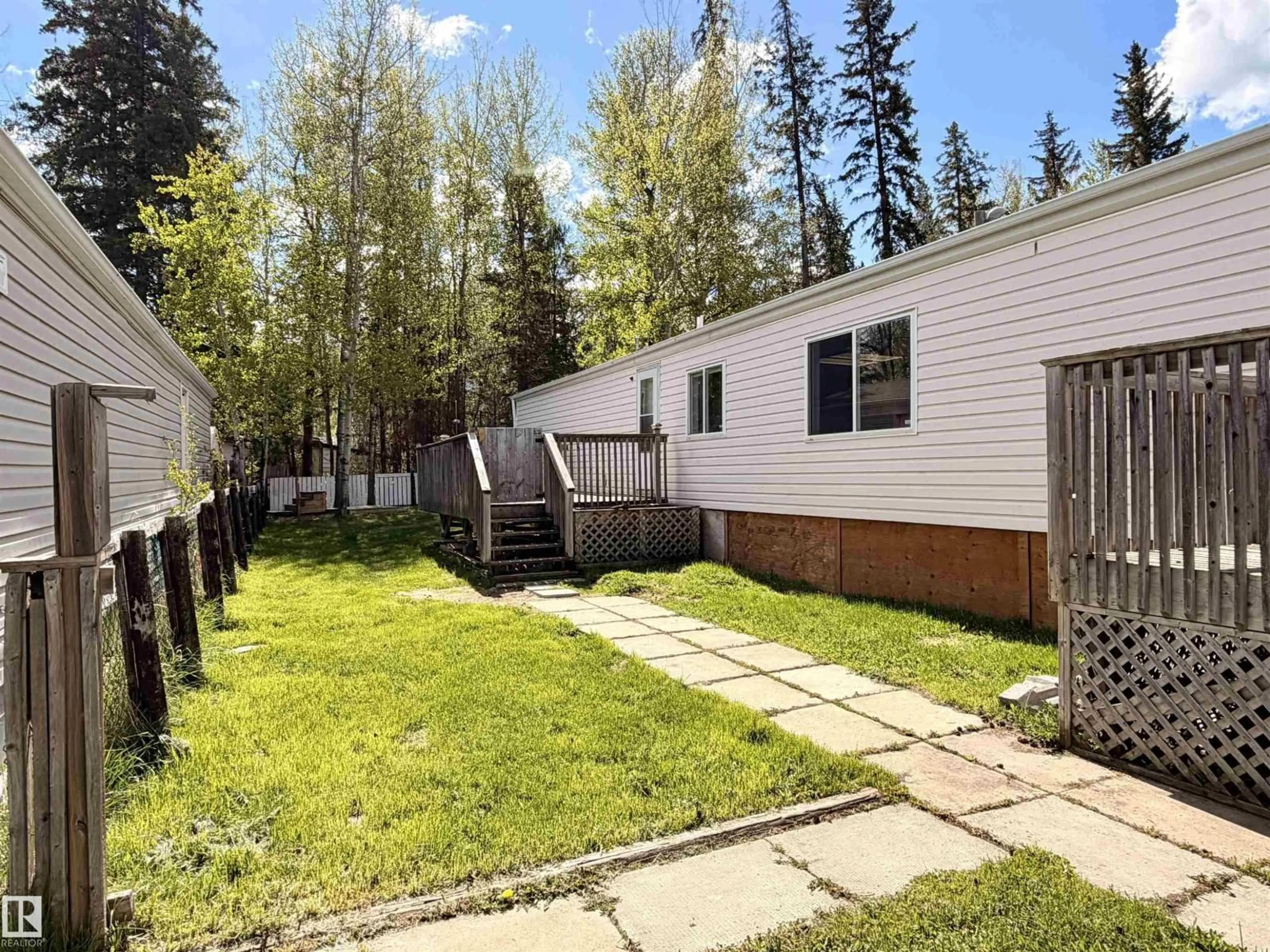 Unknown for 74 - 5644 50 ST, Drayton Valley Alberta T7A1L4