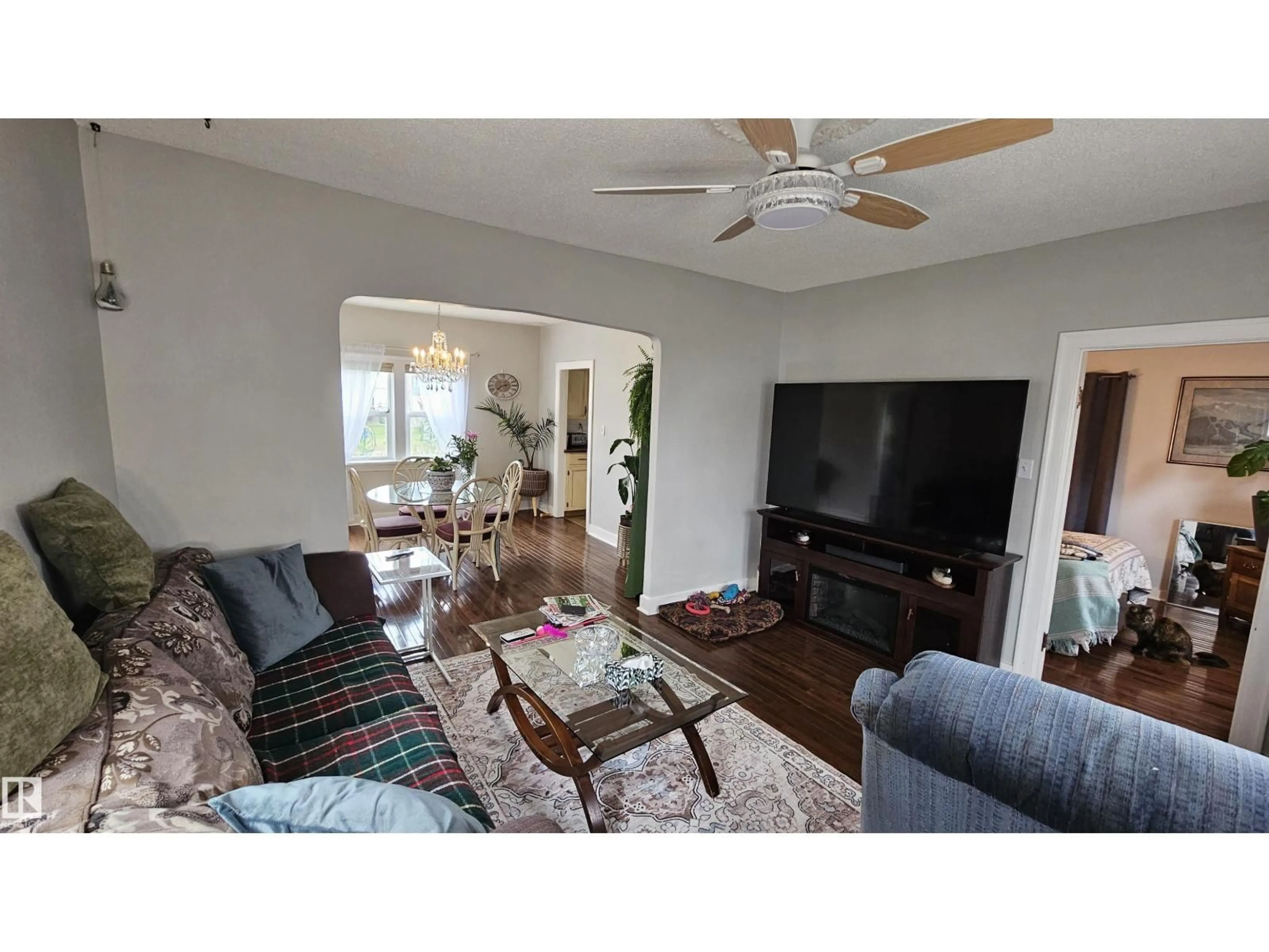 Living room with furniture, unknown for 4502 52 ST, Wetaskiwin Alberta T9A1N6