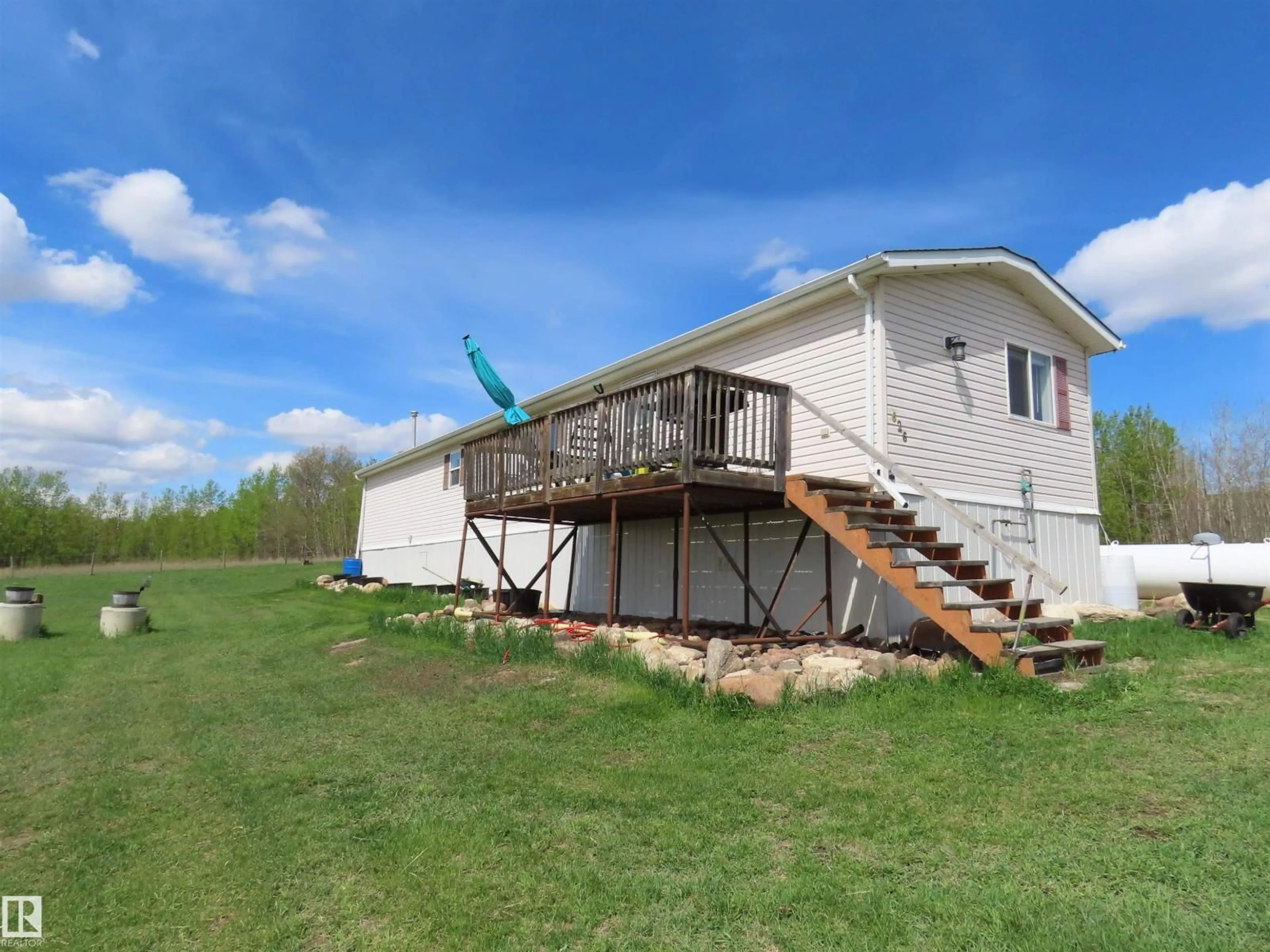 A pic from outside/outdoor area/front of a property/back of a property/a pic from drone, building for 2013 TWP ROAD 563, Rural Lac Ste. Anne County Alberta T0E1V0