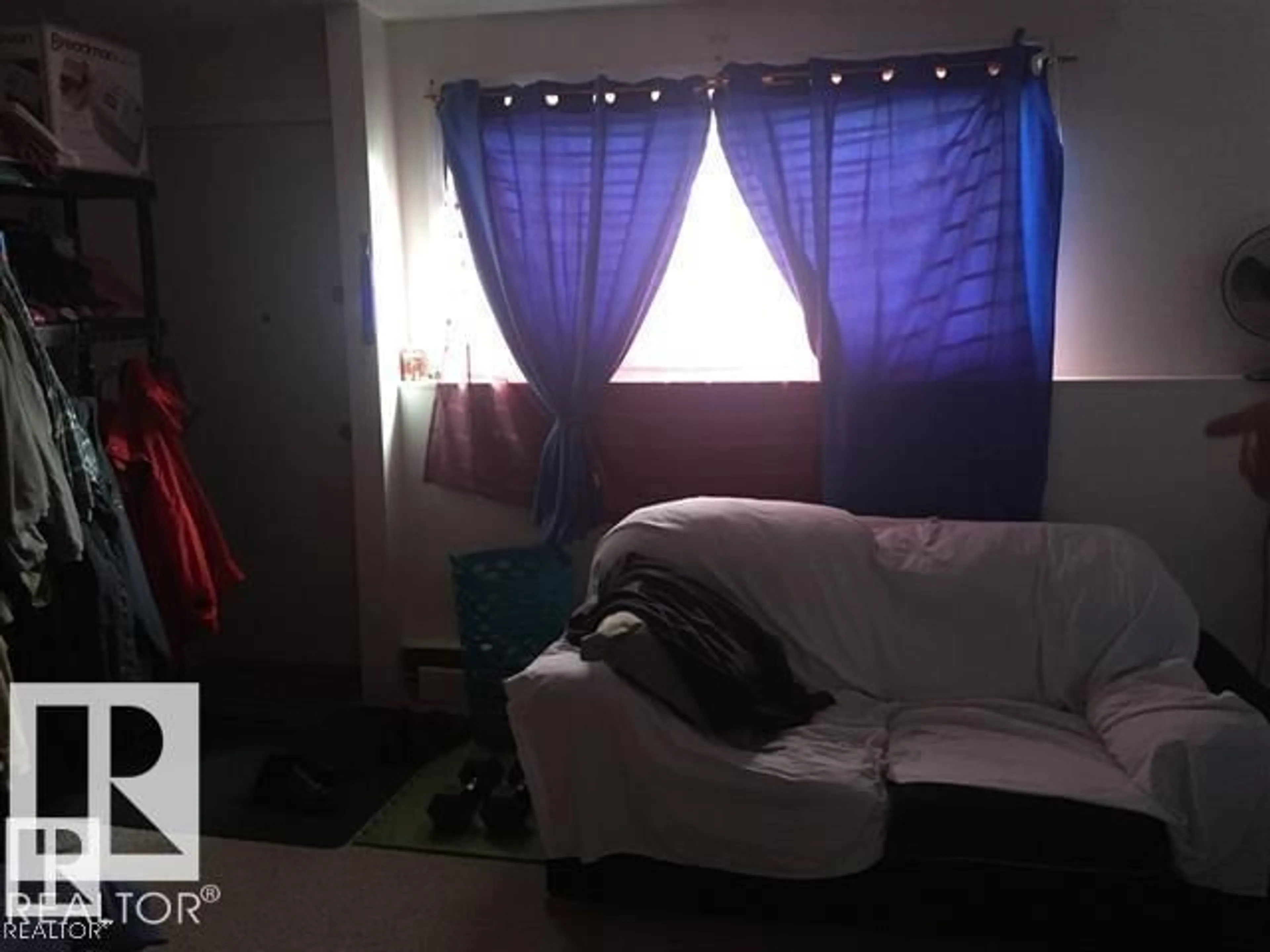 A pic of a room for 102 - 3507 60 ST, Edmonton Alberta T6L2H2