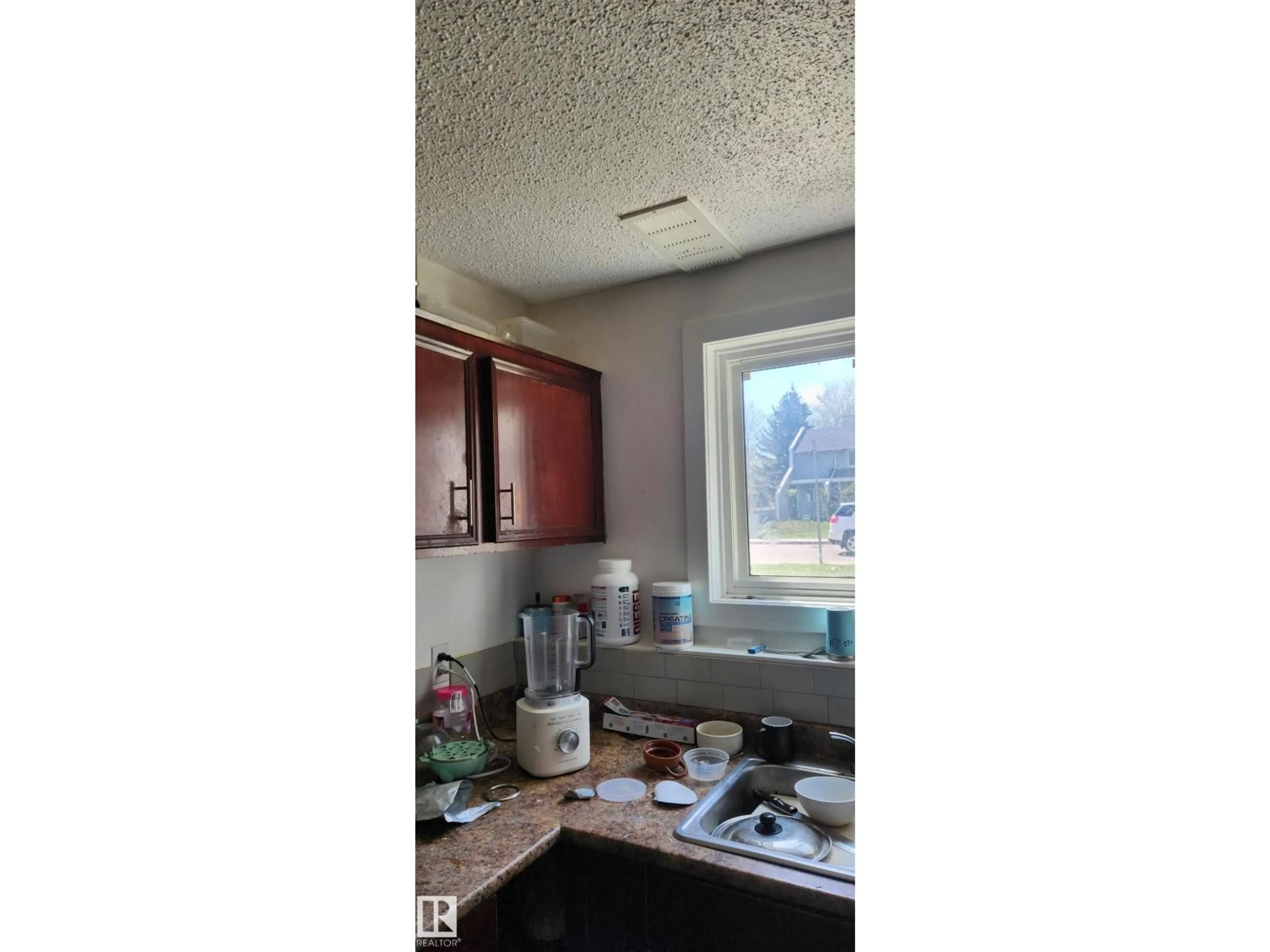 Unknown for 102 - 3507 60 ST, Edmonton Alberta T6L2H2