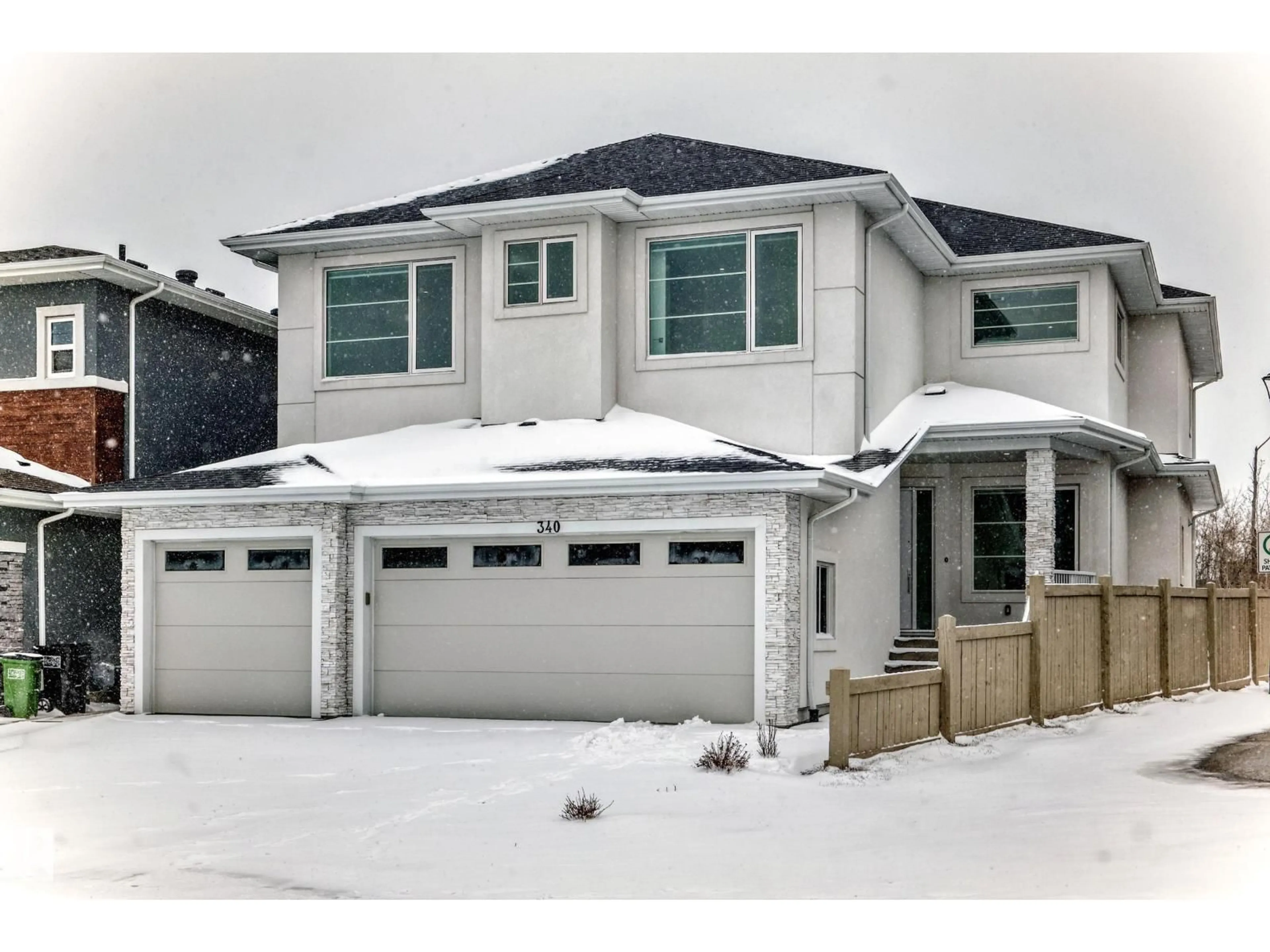 Unknown for 340 33 AVE NW, Edmonton Alberta T6T2S9
