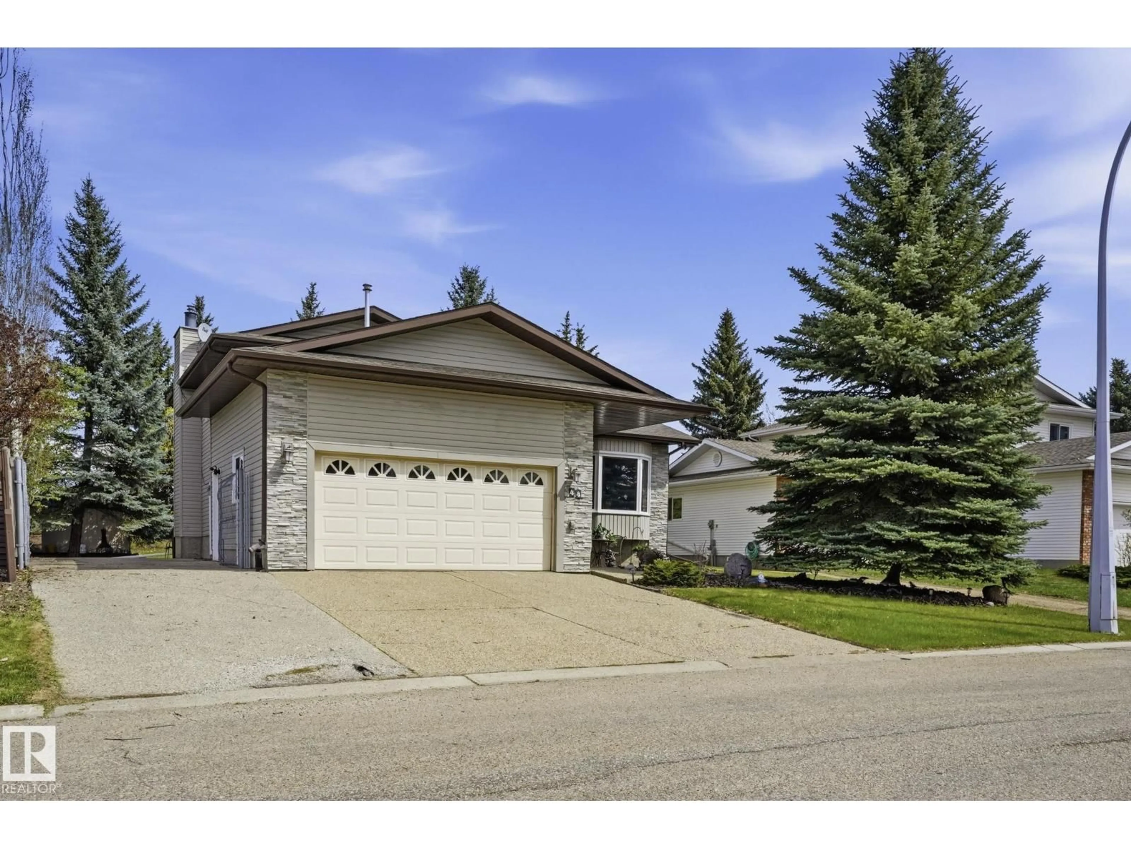 Unknown for 44 MOREL DR, Spruce Grove Alberta T7X5P9