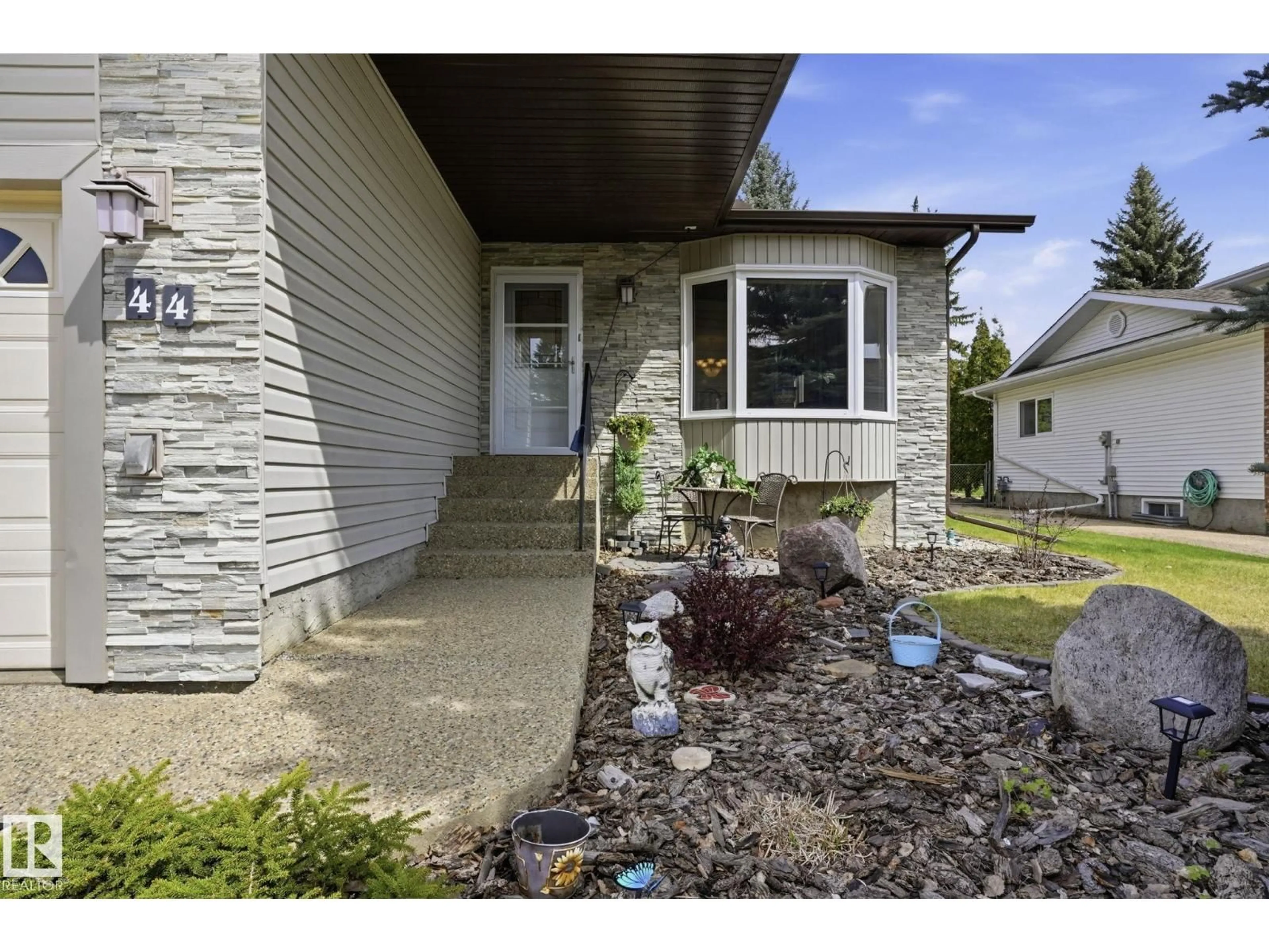 Unknown for 44 MOREL DR, Spruce Grove Alberta T7X5P9