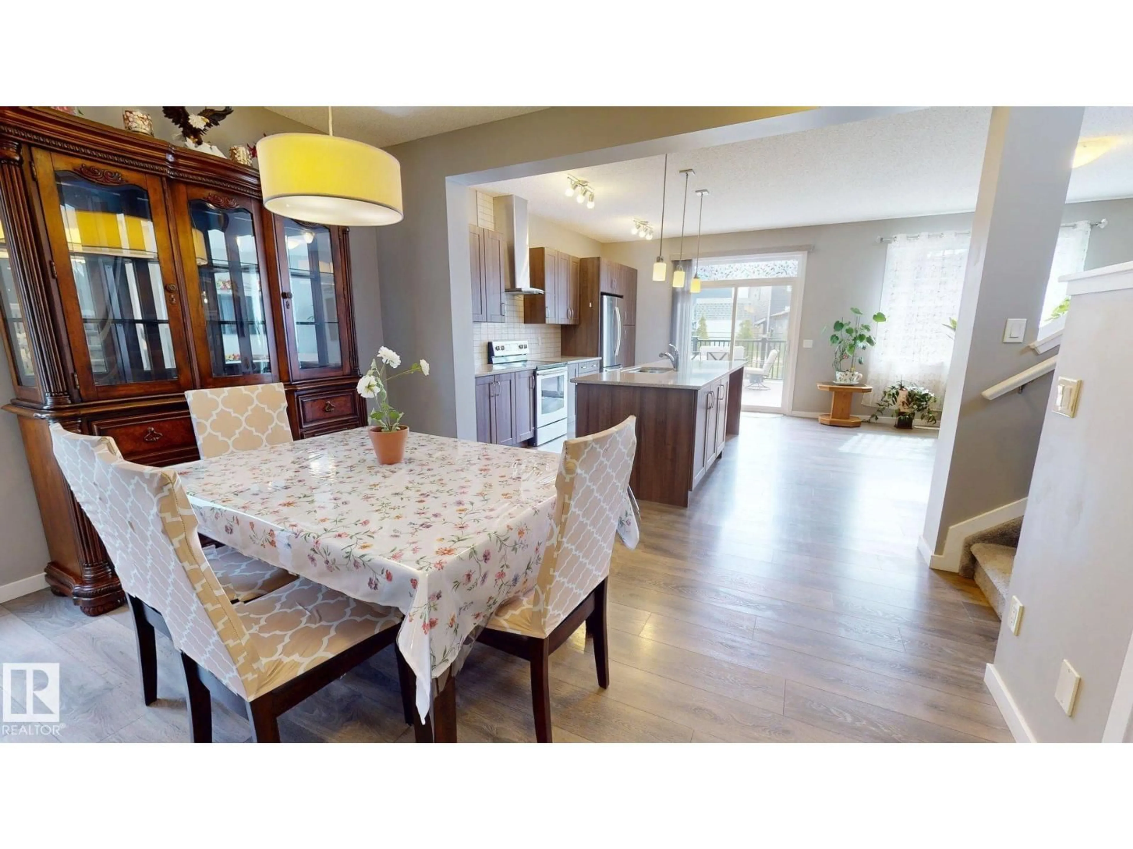 Open concept kitchen, unknown for SW SW - 5159 CRABAPPLE LI, Edmonton Alberta T6X1X1