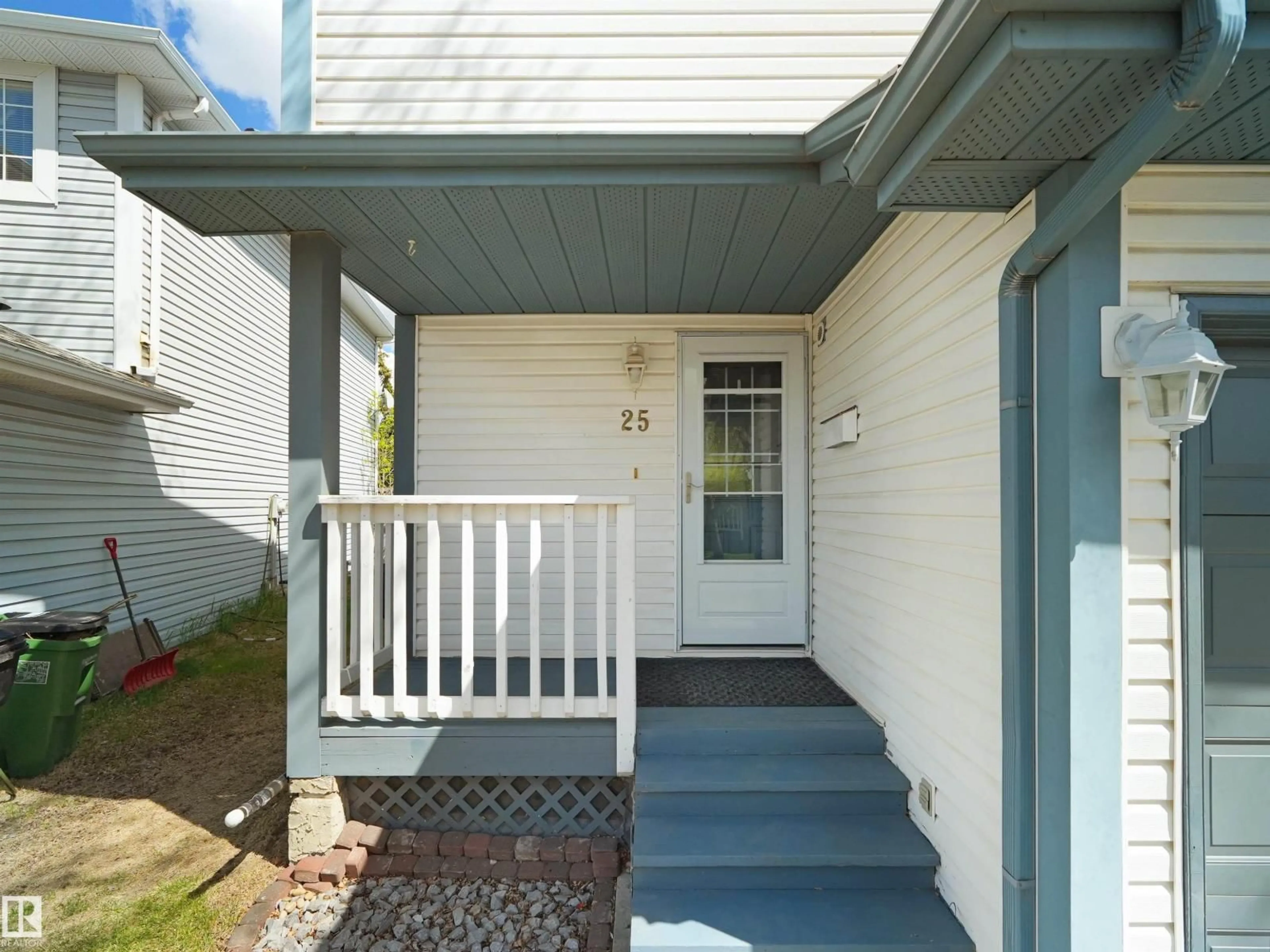 Home with vinyl exterior material, street for 25 - 501 YOUVILLE DR E NW, Edmonton Alberta T6L6T8