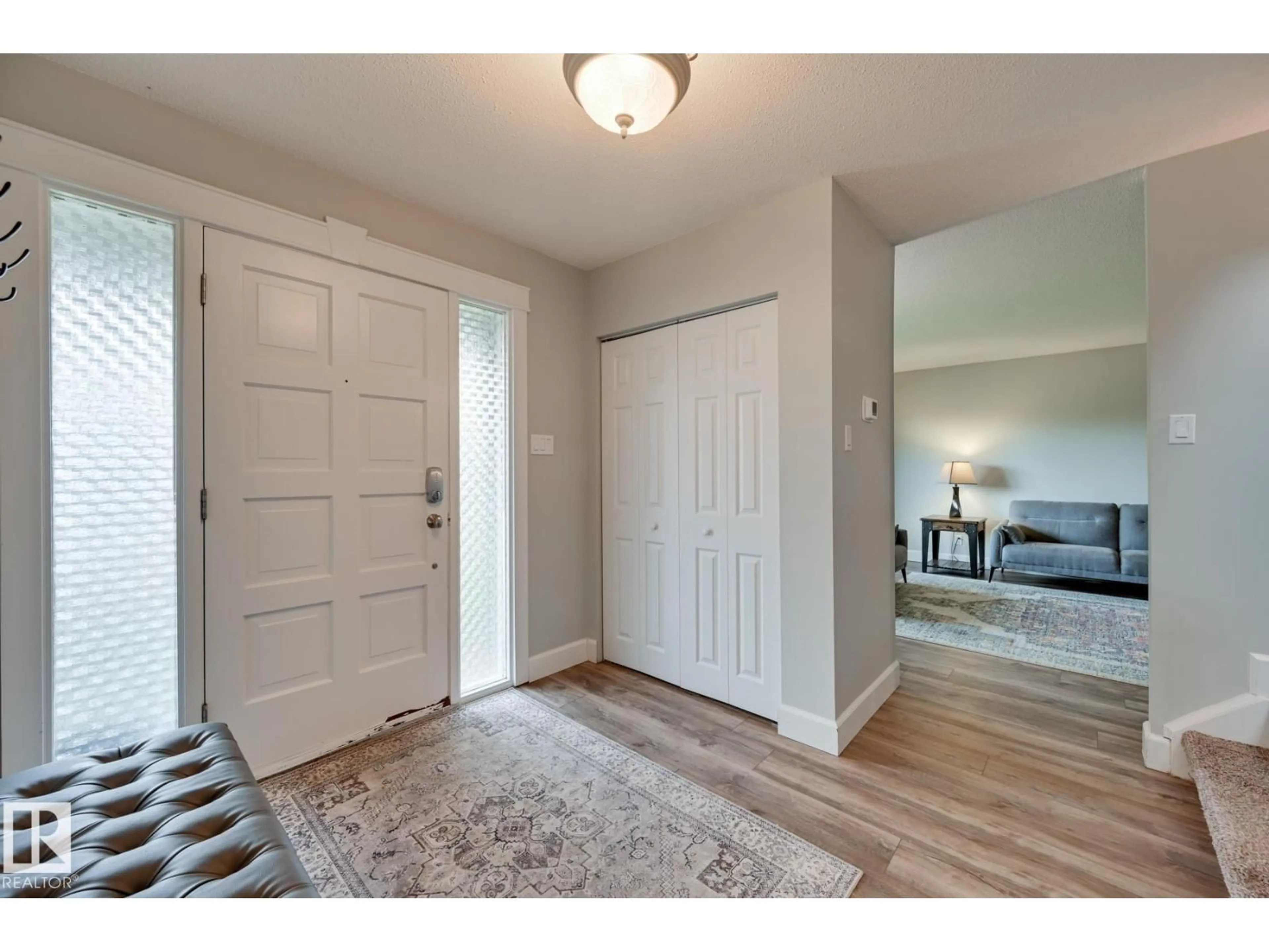 Indoor entryway for 13 CLEARWATER, Devon Alberta T9G1C8