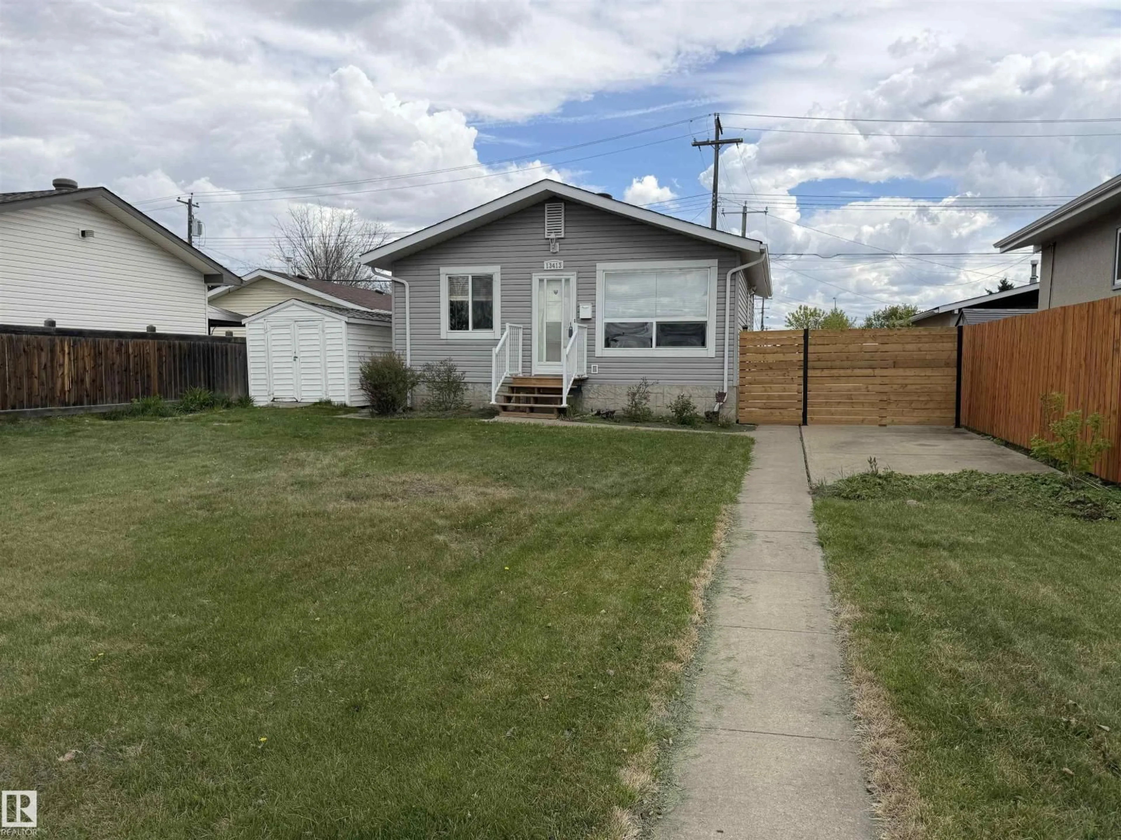 Unknown for 13413 59 ST, Edmonton Alberta T5A0S1