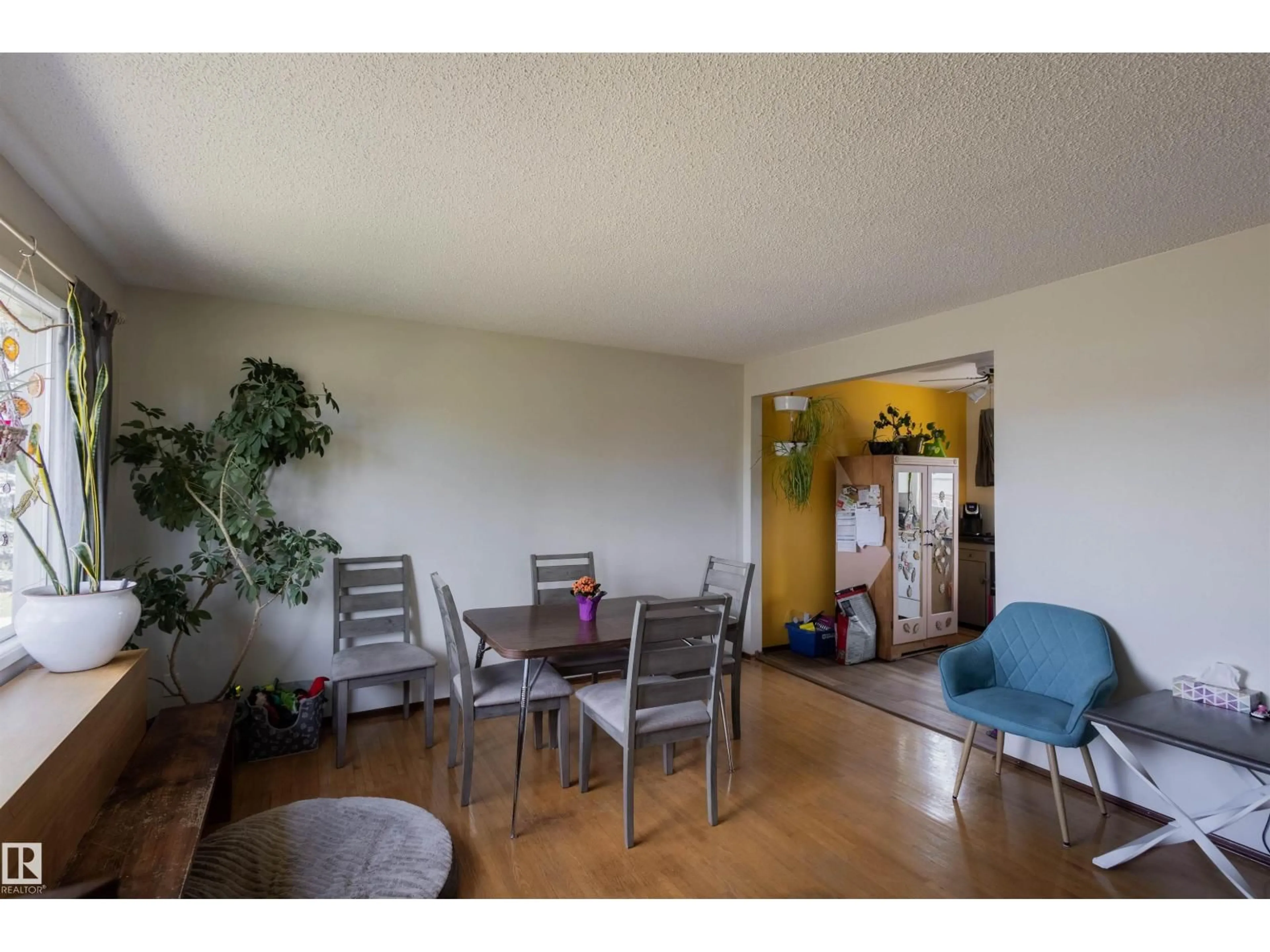 A pic of a room for 5931 138 AV, Edmonton Alberta T5A1E4