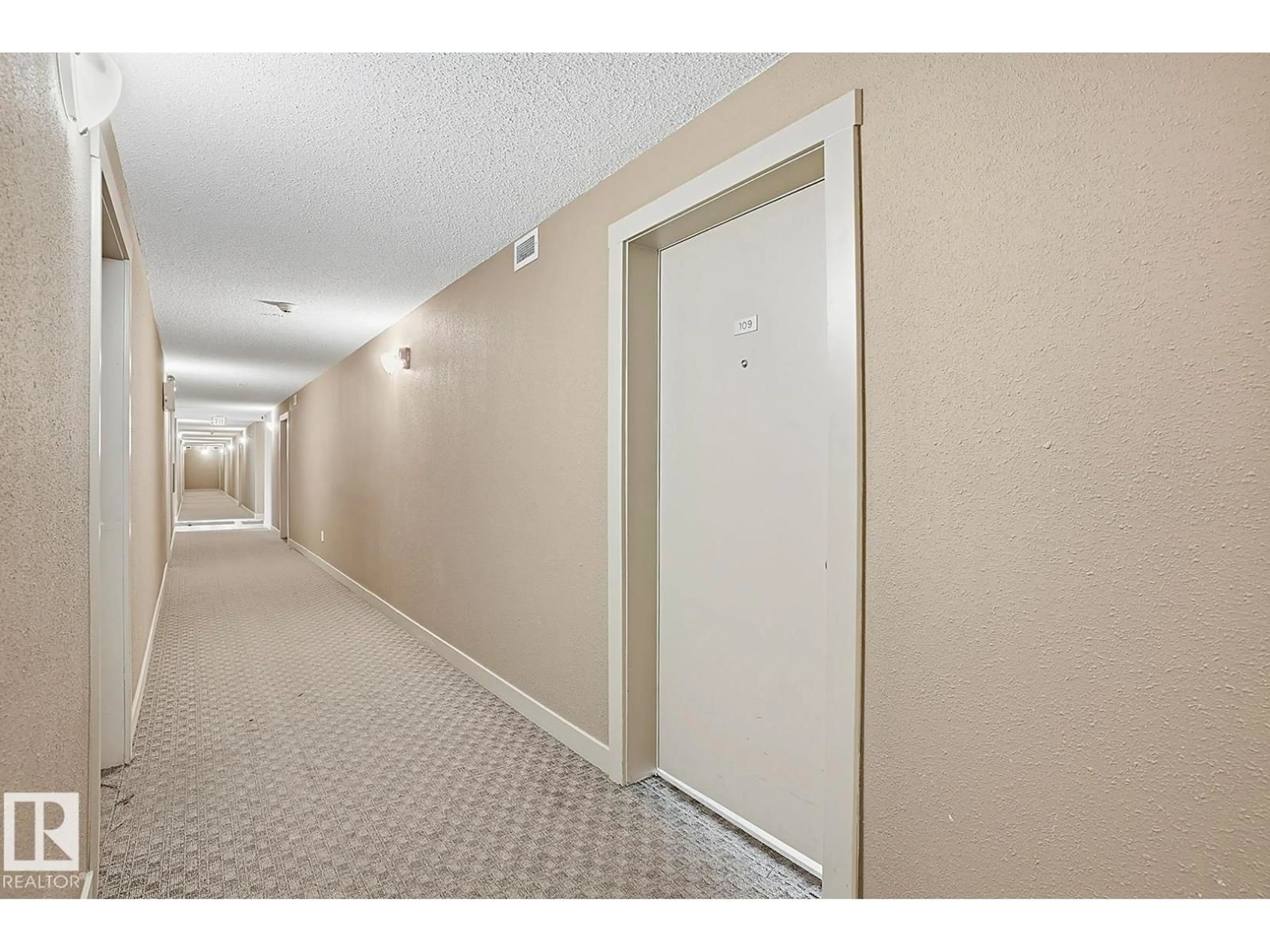 Indoor foyer for #109 - 11803 22 AV, Edmonton Alberta T6W2R9