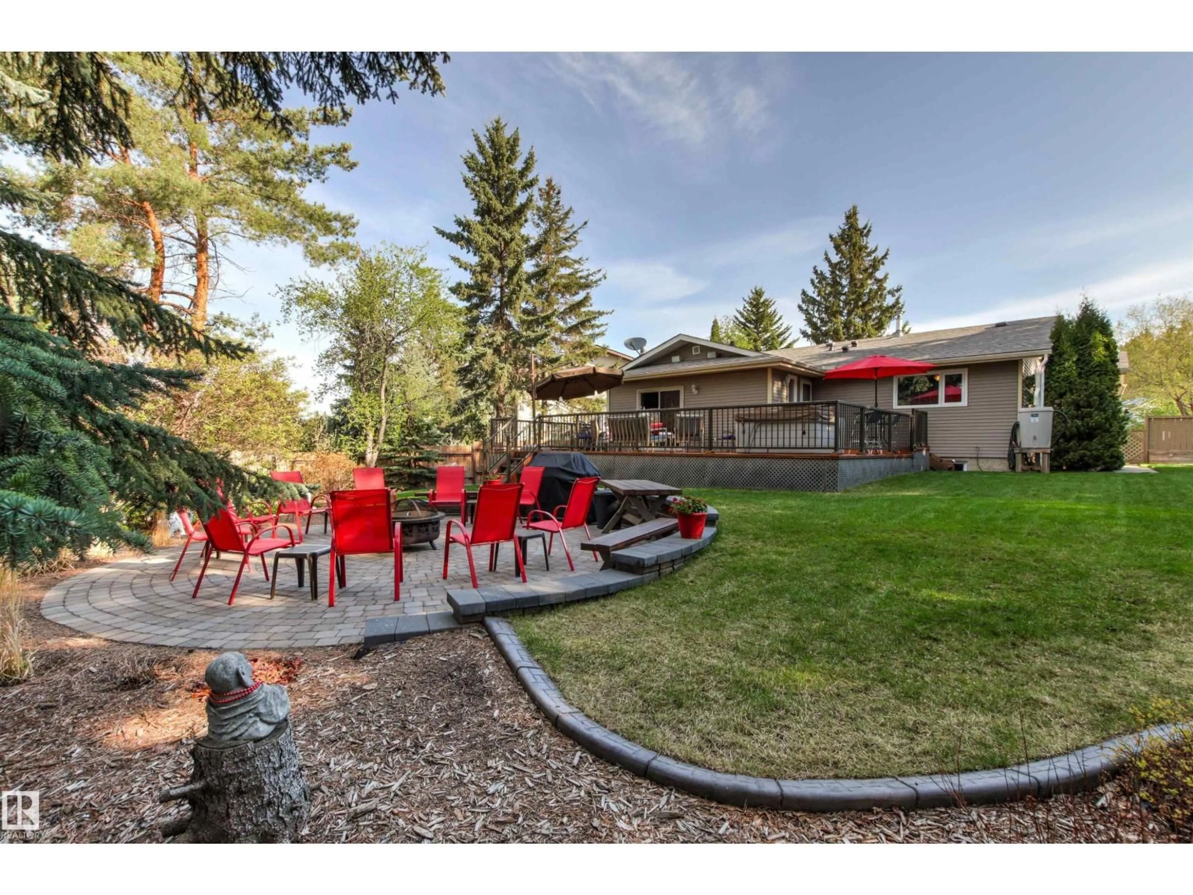 Patio, mountain view for 7 WESTVIEW PL, St. Albert Alberta T8N3J8