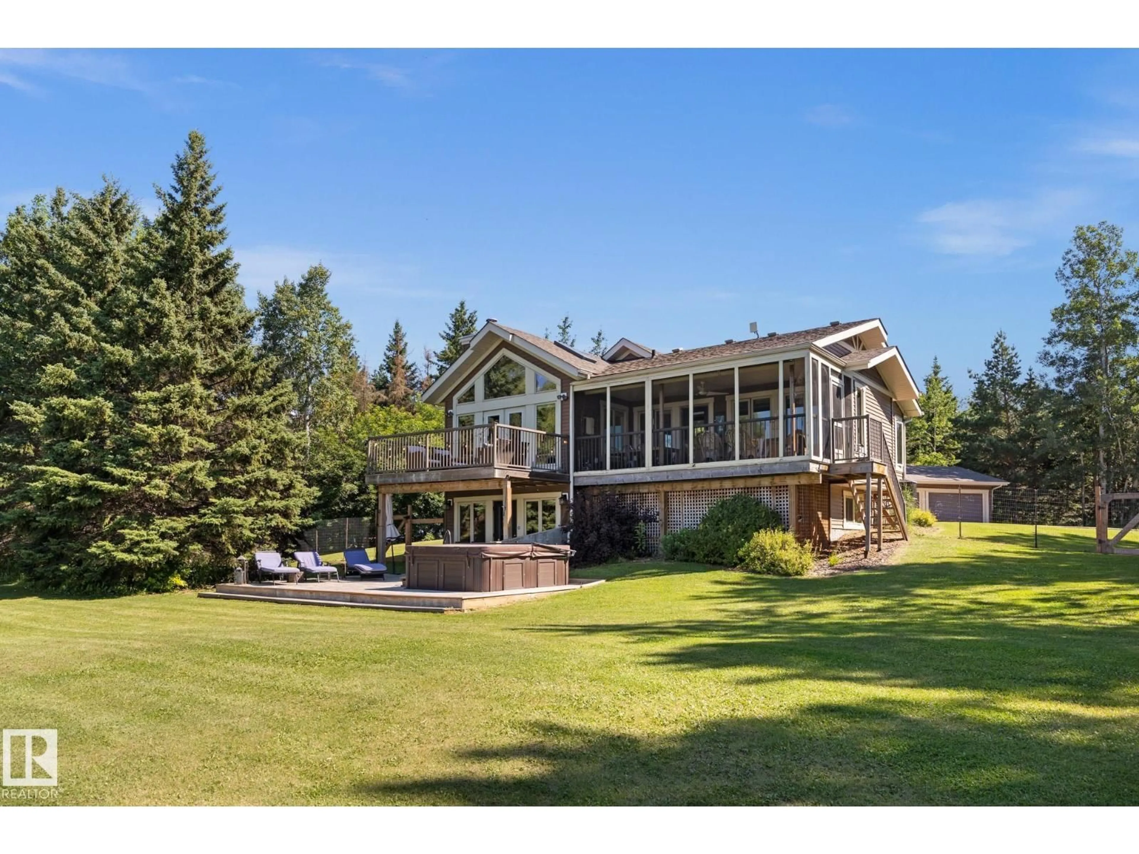 A pic from outside/outdoor area/front of a property/back of a property/a pic from drone, water/lake/river/ocean view for 52502 - #116 RGE ROAD 25, Rural Parkland County Alberta T7Y2M2