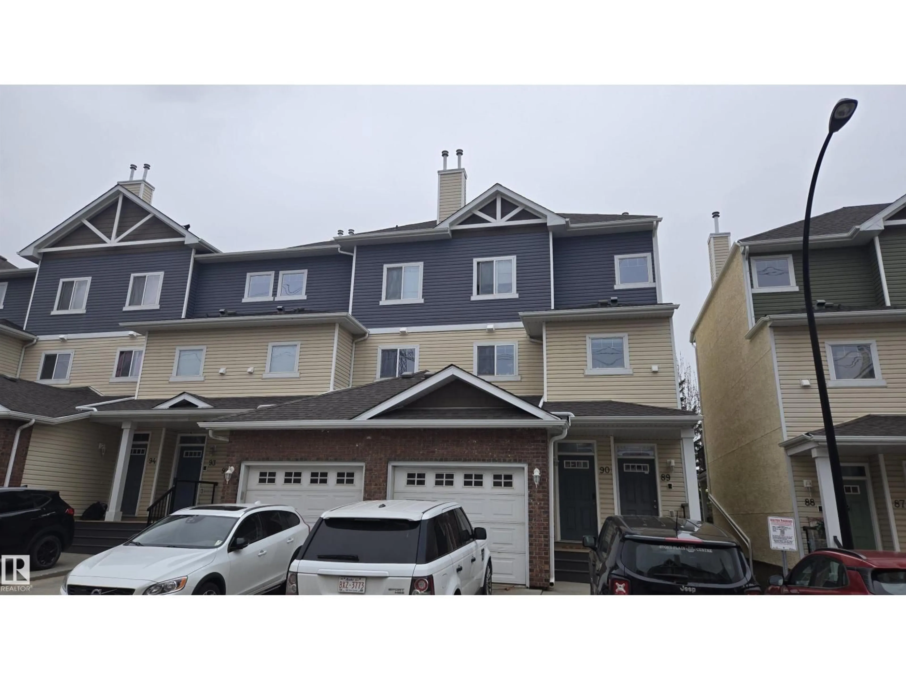 Unknown for 90 - 3010 33 AV, Edmonton Alberta T6T0C3