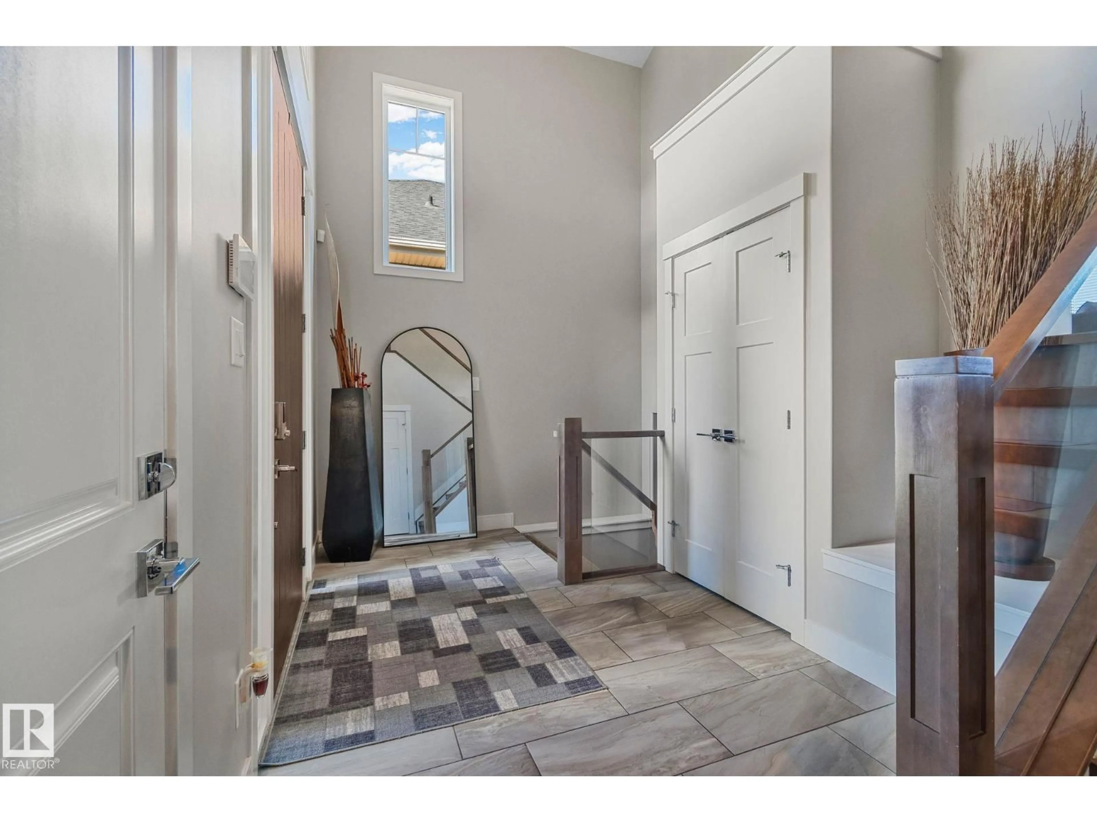 Indoor entryway for 67 ENCHANTED WY, St. Albert Alberta T8N7R7