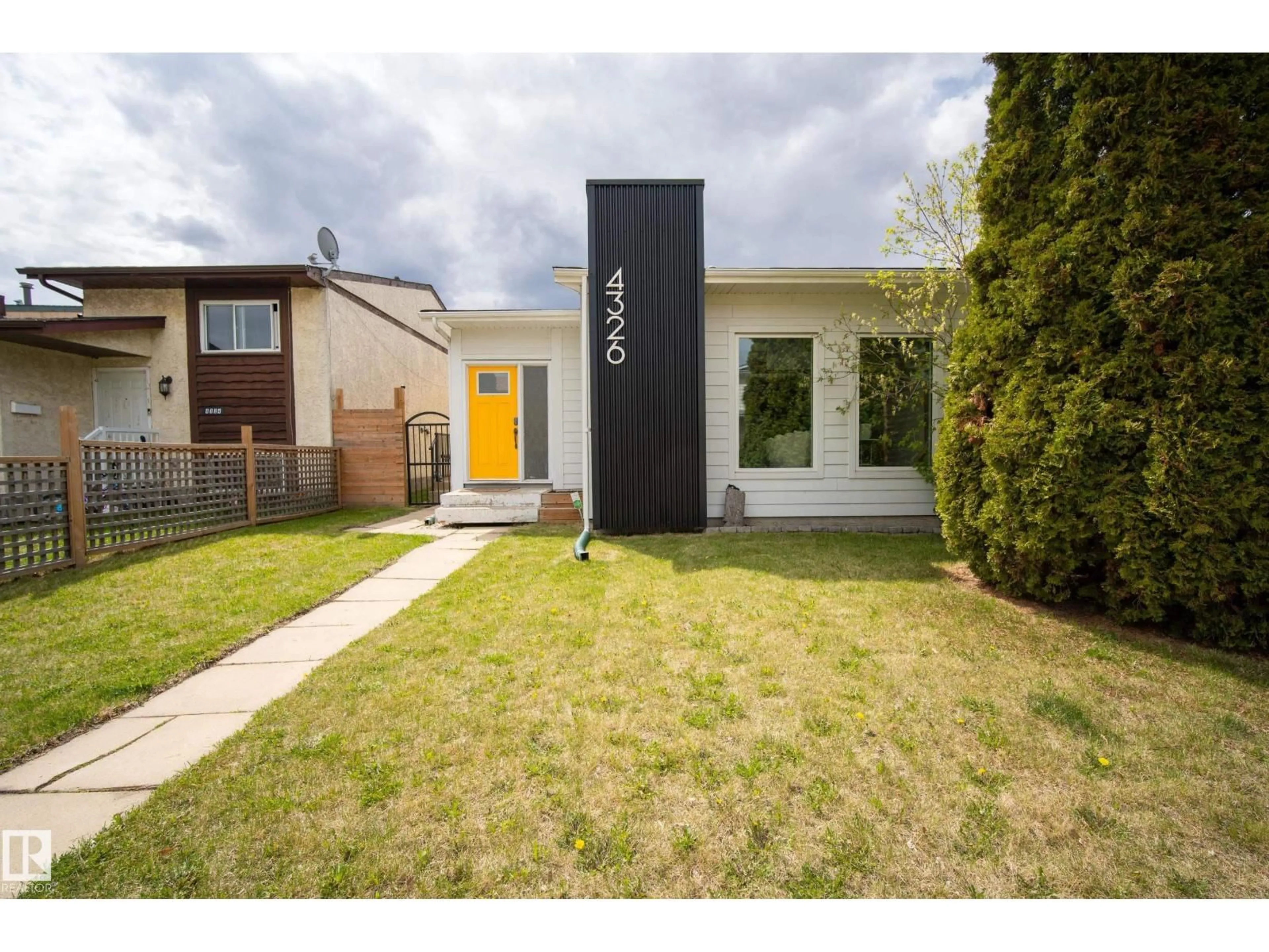 Unknown for 4326 37 ST, Edmonton Alberta T6L4J7