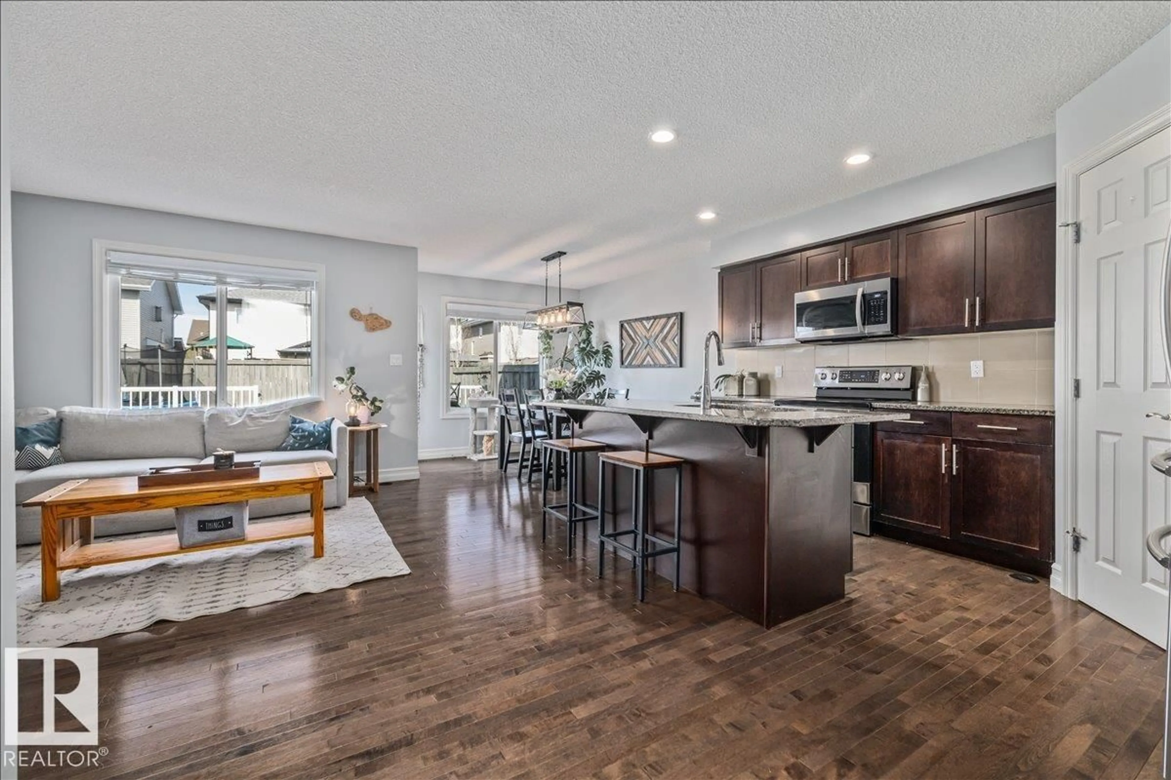 Open concept kitchen, unknown for 10 DICKENS ST, Fort Saskatchewan Alberta T8L0N4