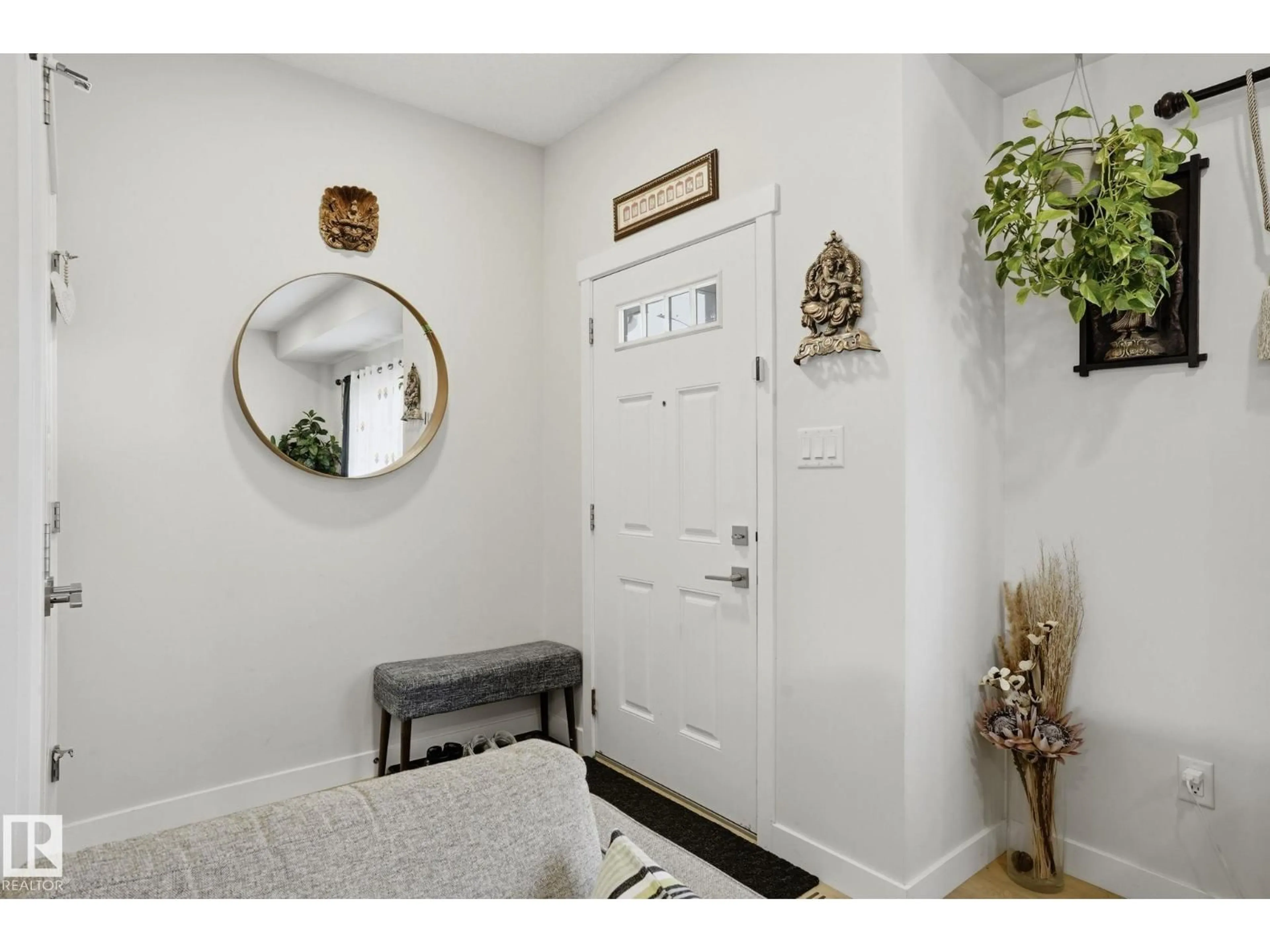 Indoor entryway for SW - 2116 159 ST, Edmonton Alberta T6W4E6