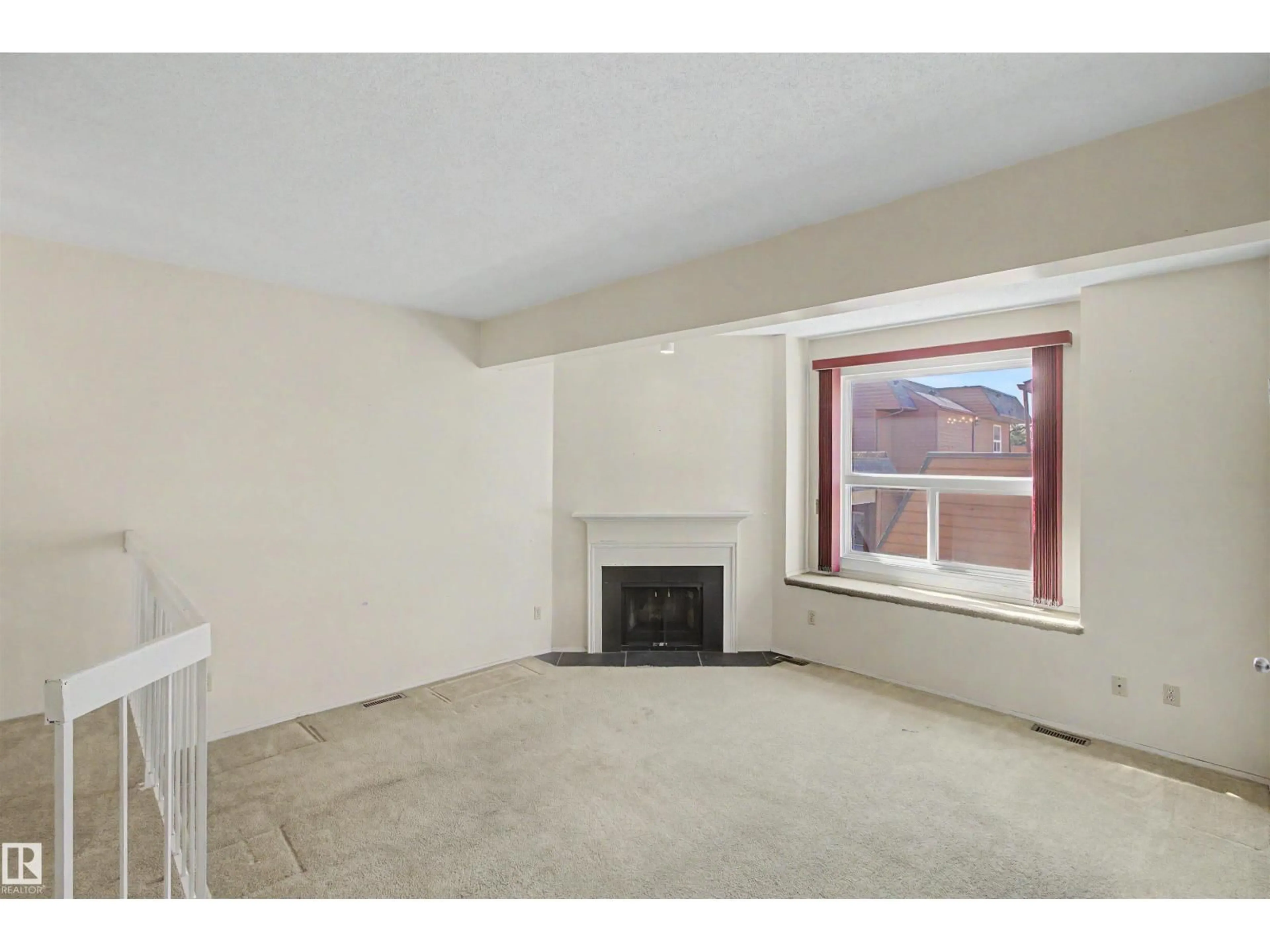 A pic of a room for 5953 40 AV, Edmonton Alberta T6L3P6