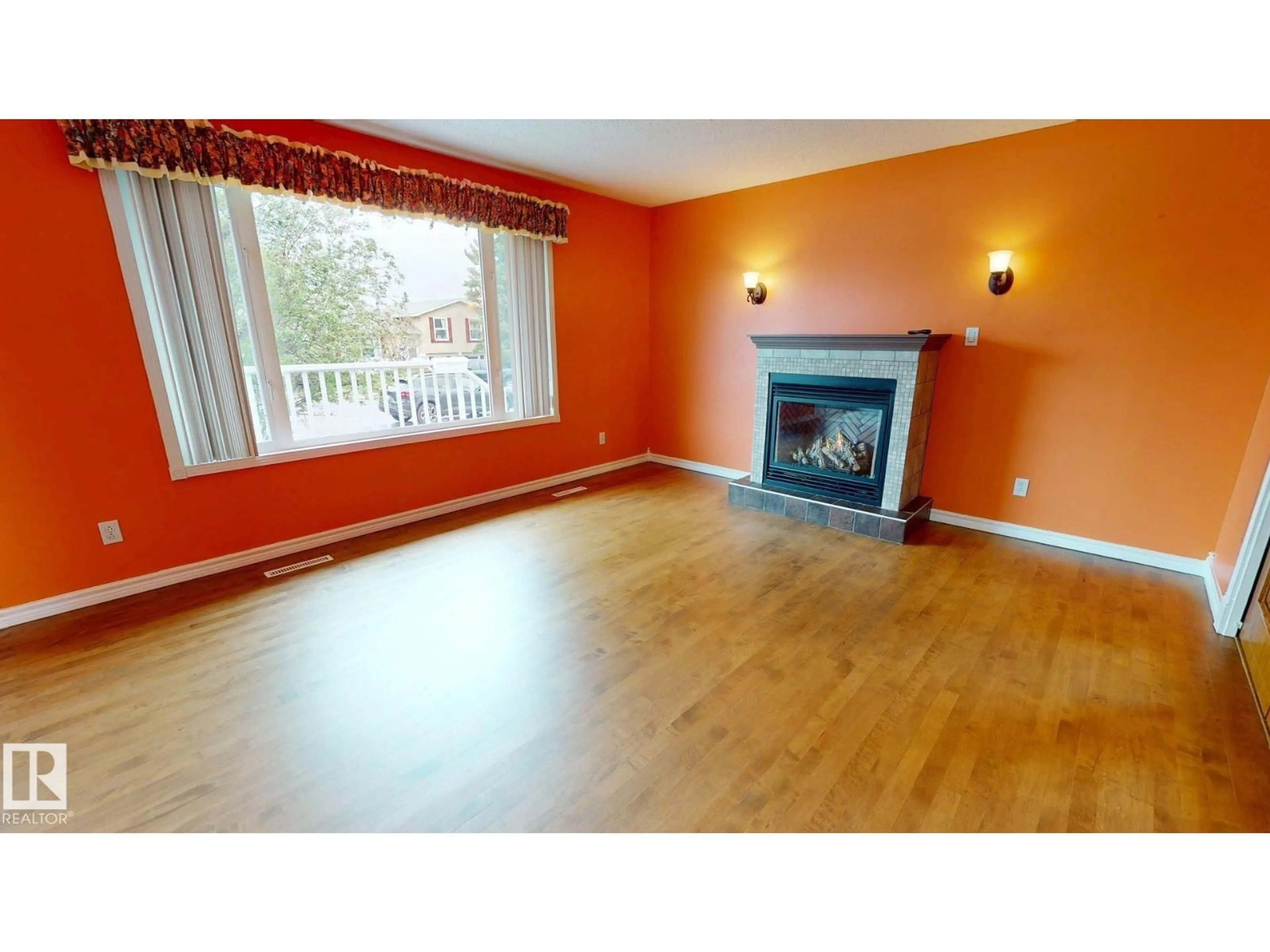 A pic of a room for NW - 14252 83 ST, Edmonton Alberta T5E2X9