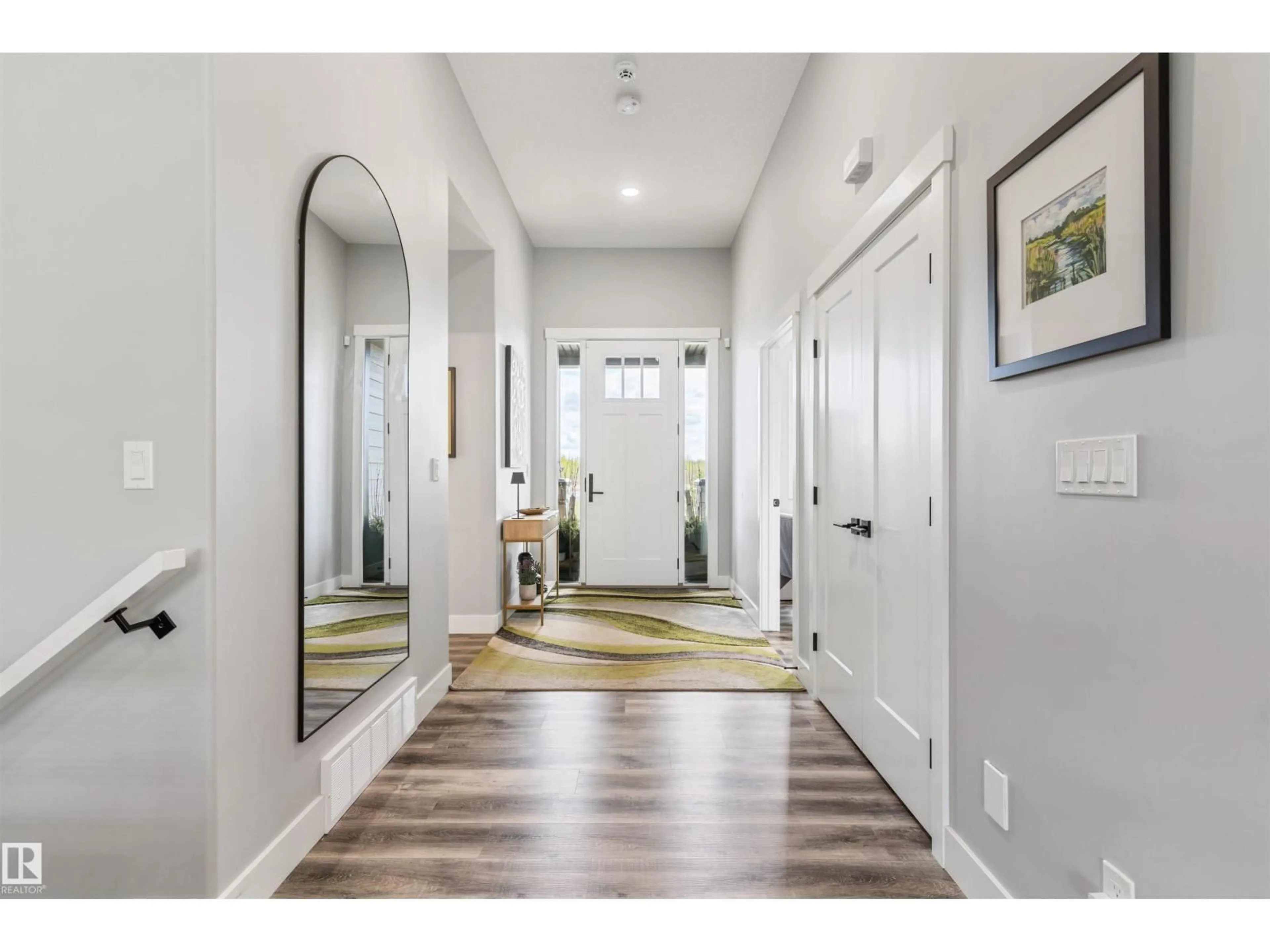 Indoor entryway for 2011 SPRING DR, Rural Parkland County Alberta T7Z0G8