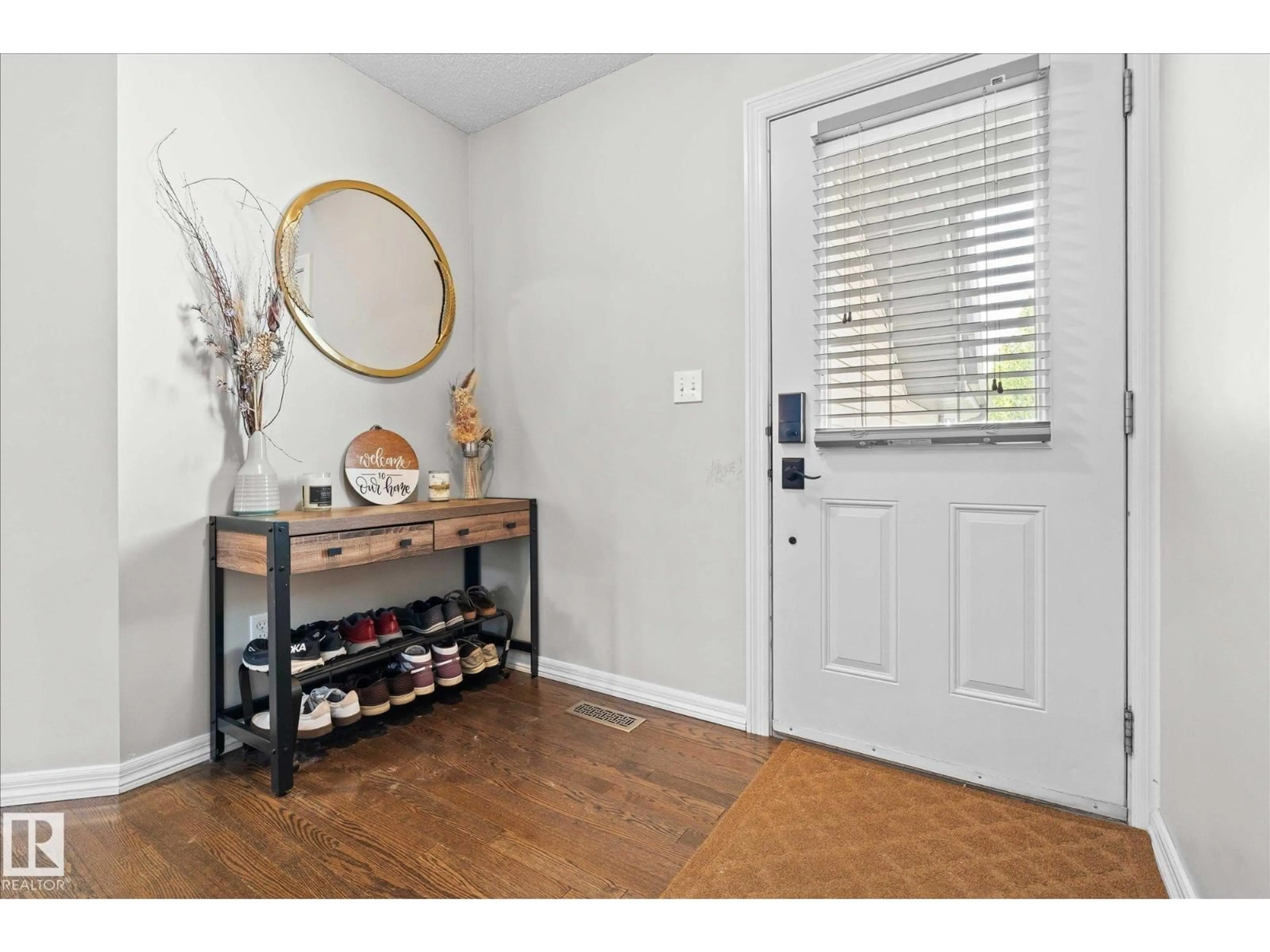 Indoor entryway for 158 CRANSTON PL, Fort Saskatchewan Alberta T8L0K9