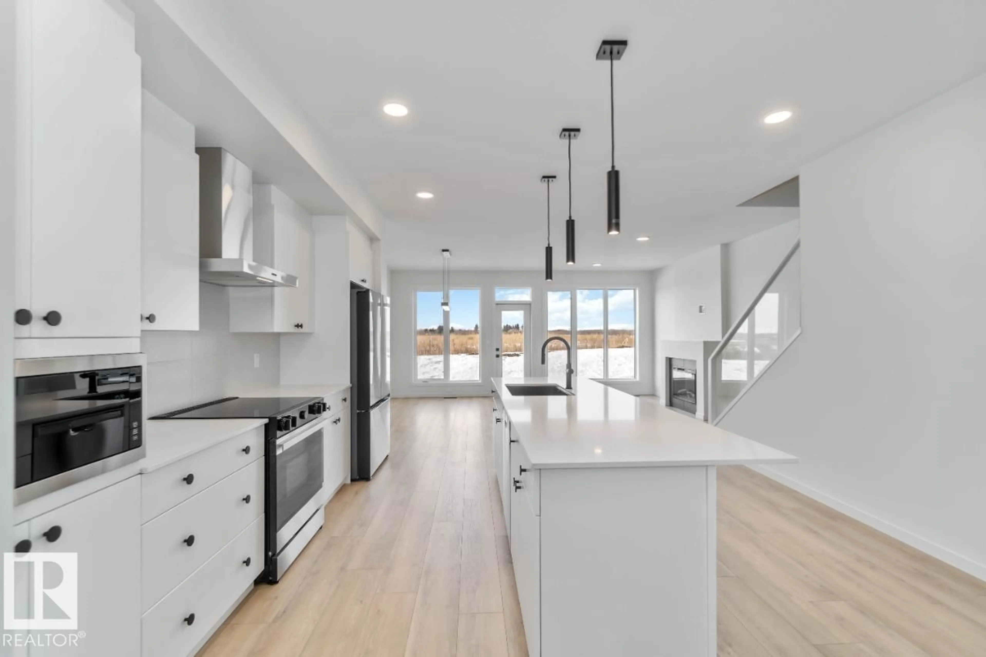 Open concept kitchen, unknown for 29 DEVONSHIRE DR, Sherwood Park Alberta T8B0G7