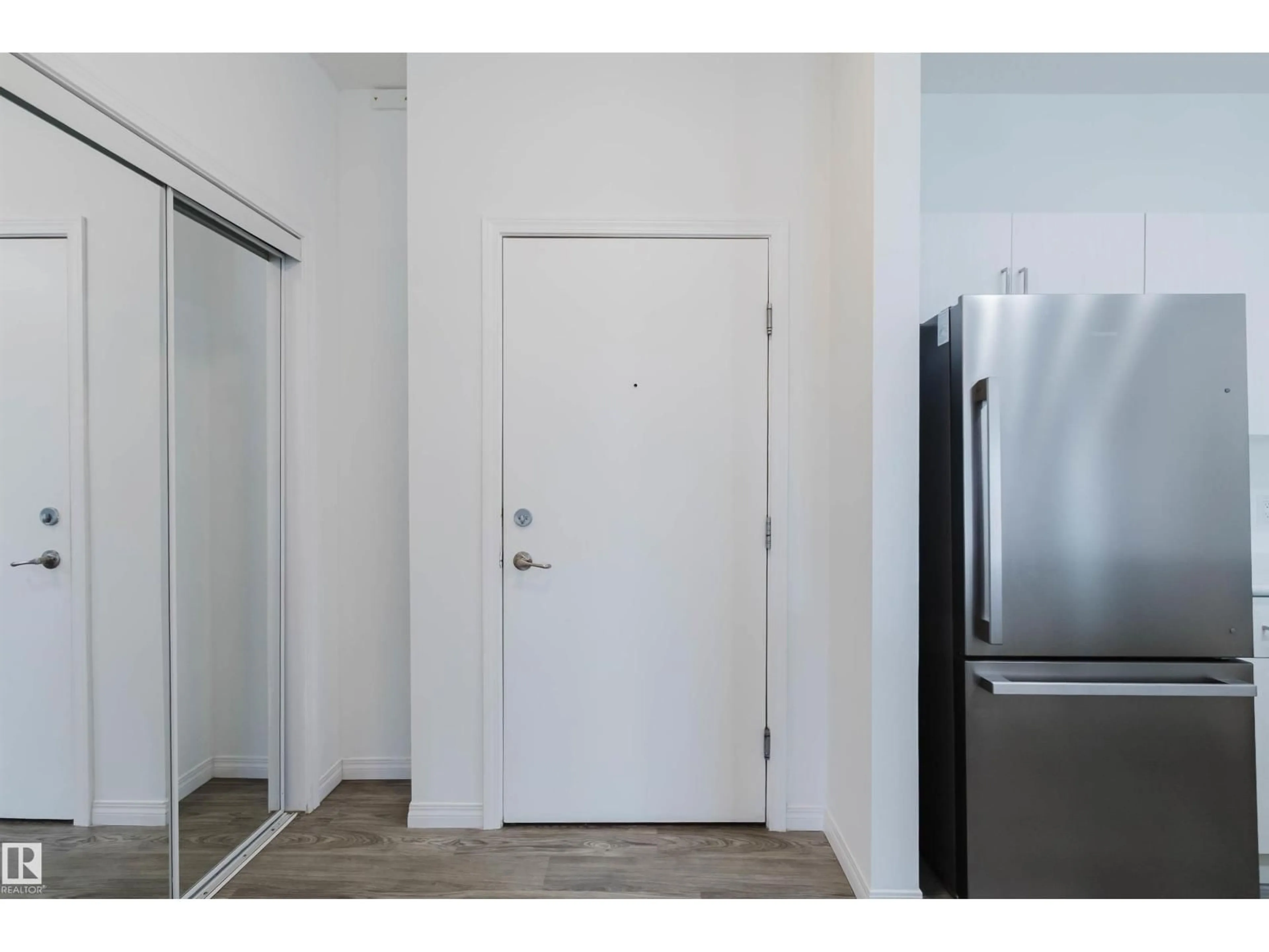 Indoor entryway for #308 - 4316 139 AV, Edmonton Alberta T5Y0L1
