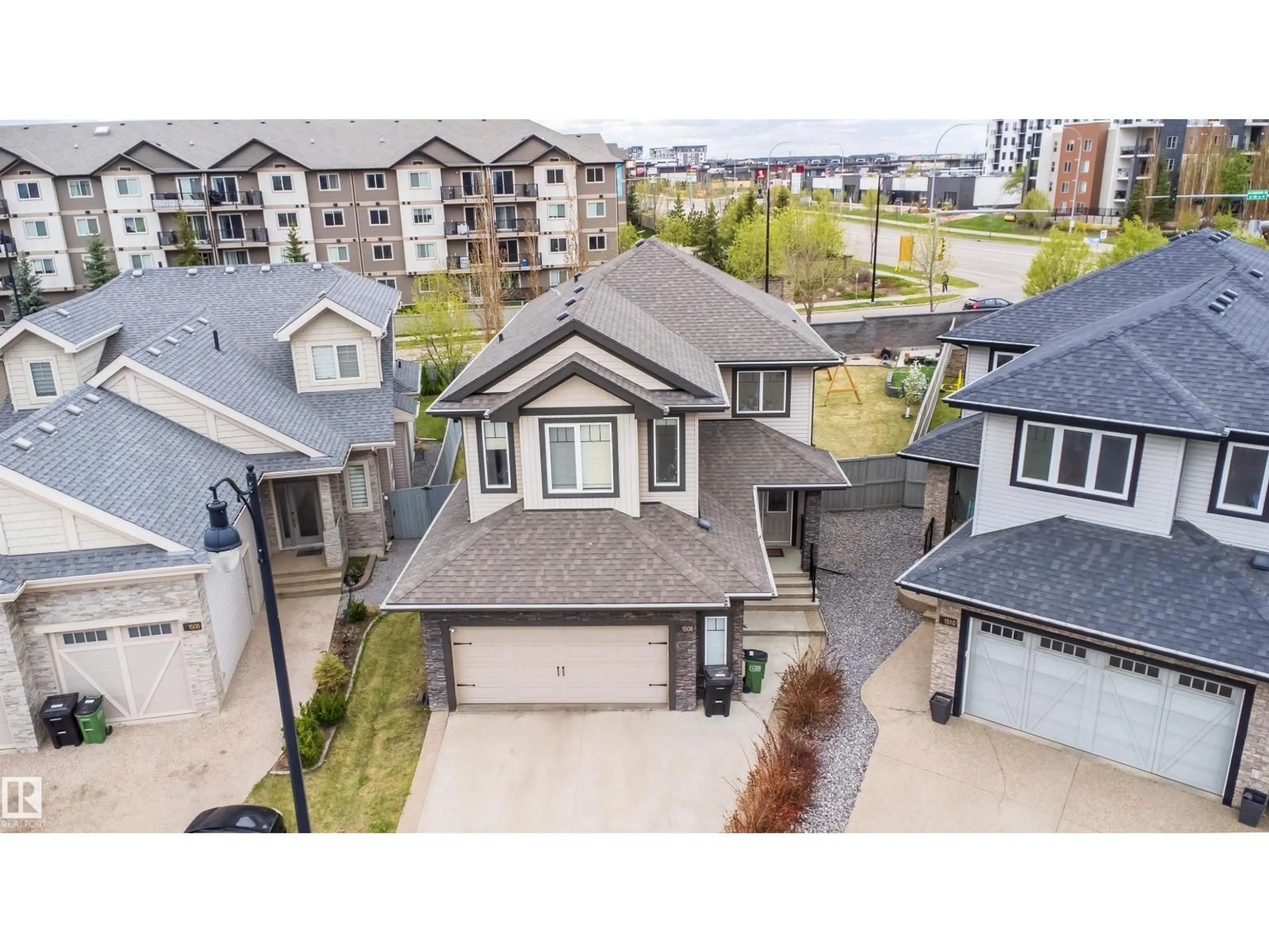 A pic from outside/outdoor area/front of a property/back of a property/a pic from drone, street for CA SW - 1508 CUNNINGHAM CAPE, Edmonton Alberta T6W0Y3
