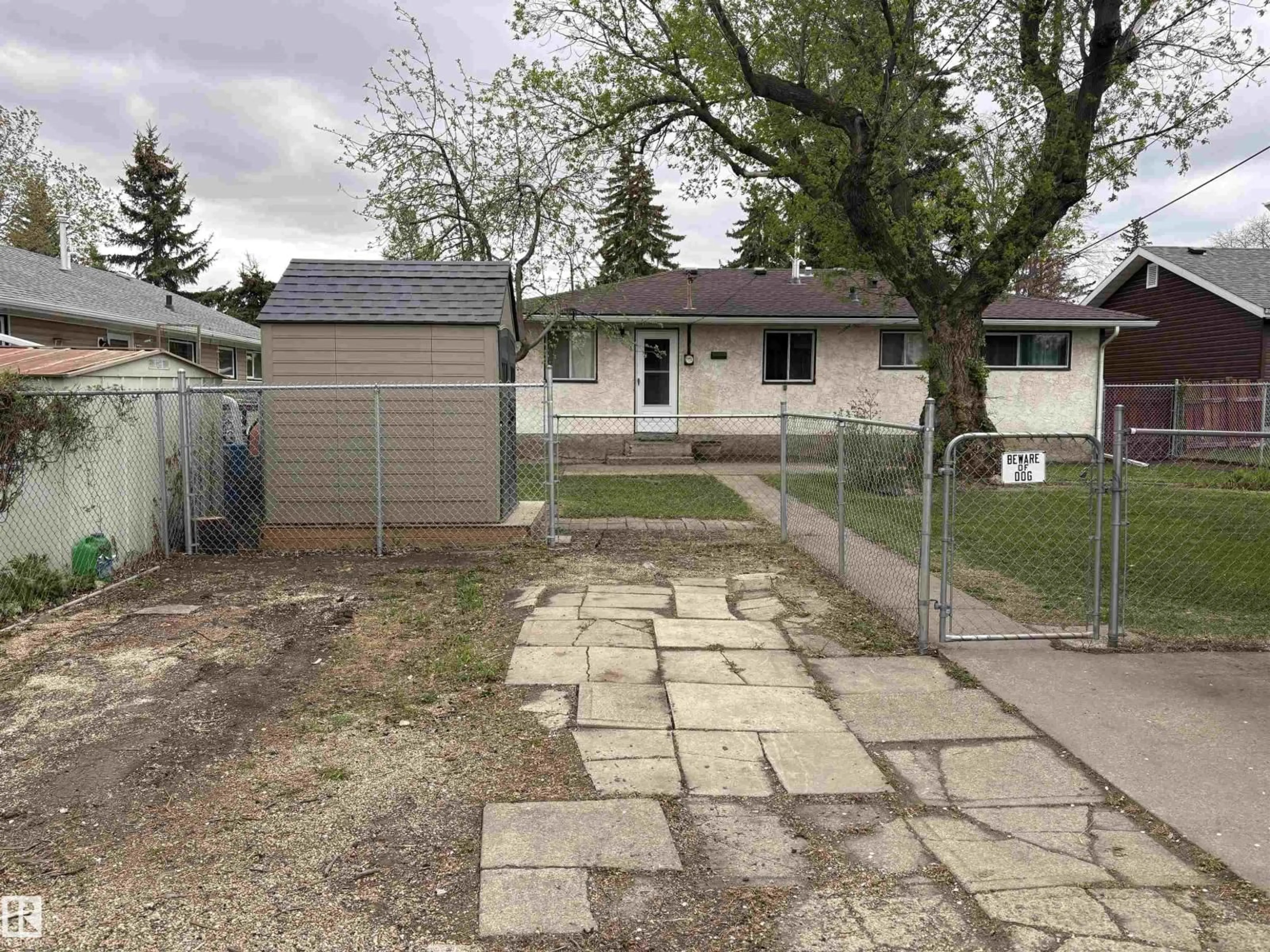 Unknown for NW - 13023 90 ST, Edmonton Alberta T5E3M4