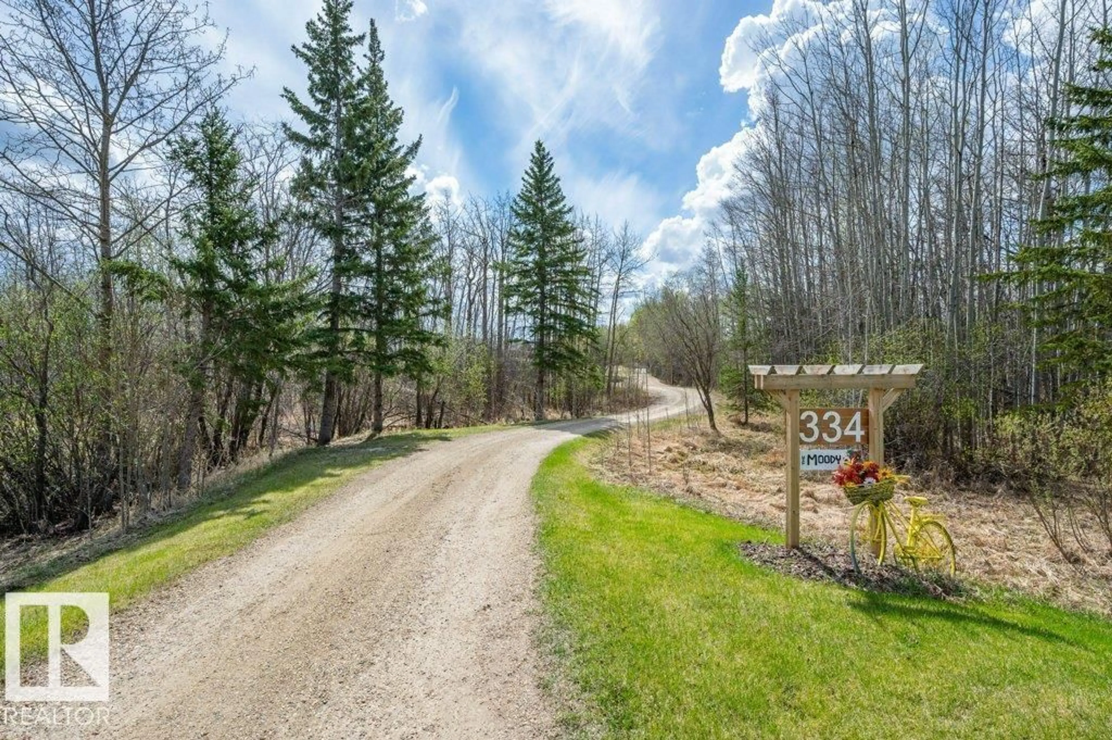 A pic from outside/outdoor area/front of a property/back of a property/a pic from drone, forest/trees view for 51112 - 334 RANGE ROAD 222, Rural Strathcona County Alberta T8C1G9