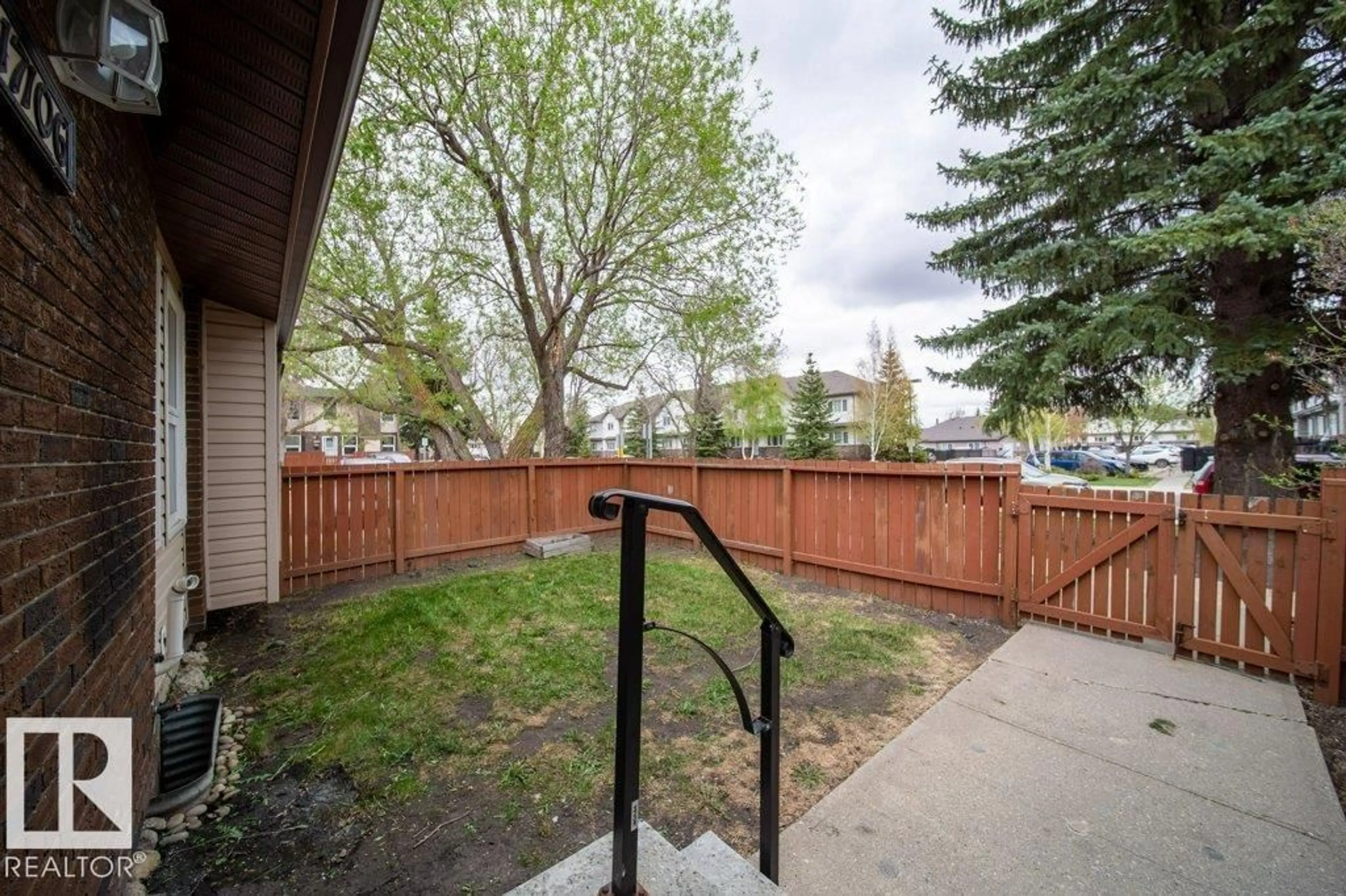 Patio, street for 17106 108 ST NW, Edmonton Alberta T5X3C6