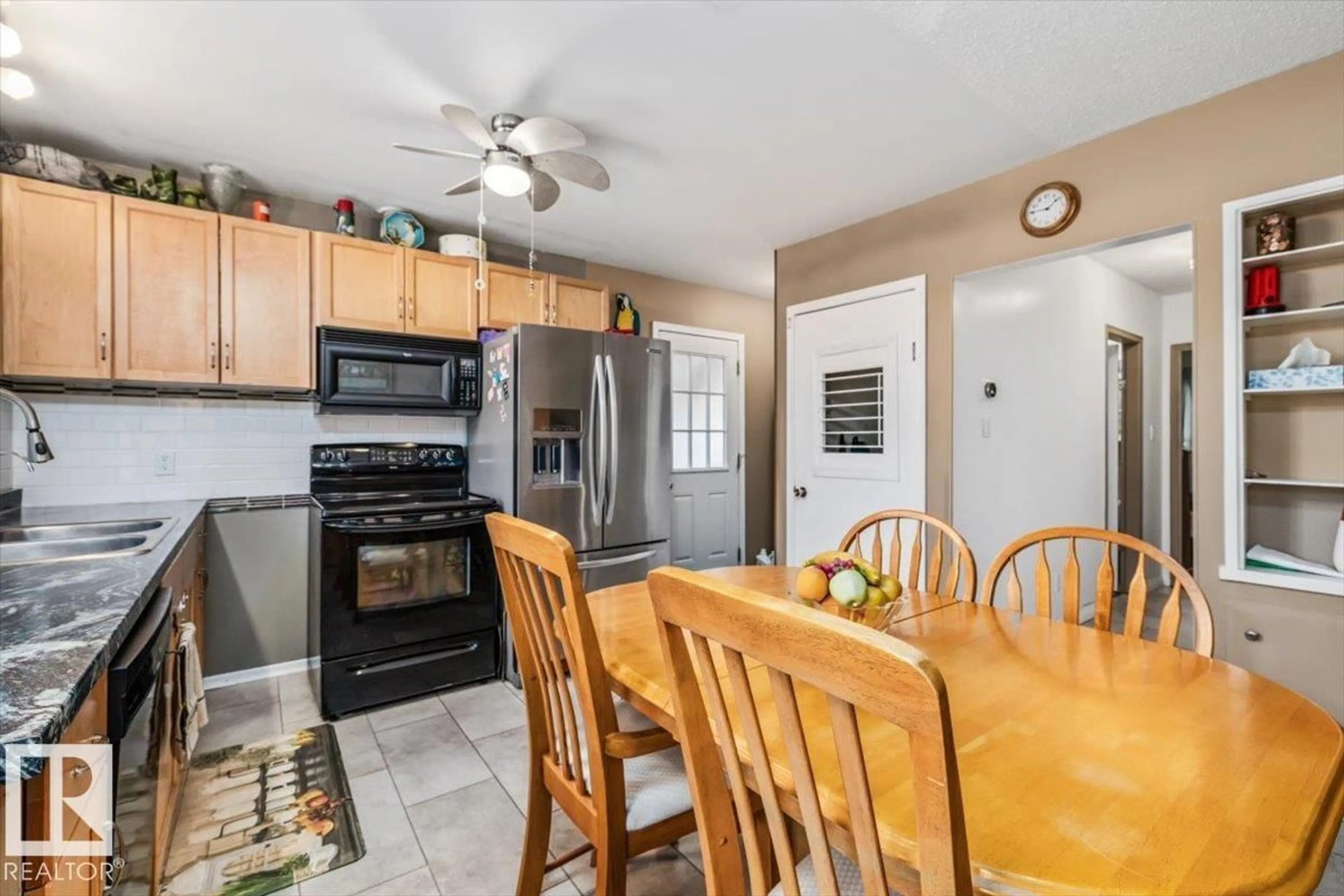 Standard kitchen, ceramic/tile floor for 4903 53 ST, Innisfree Alberta T0B2G0