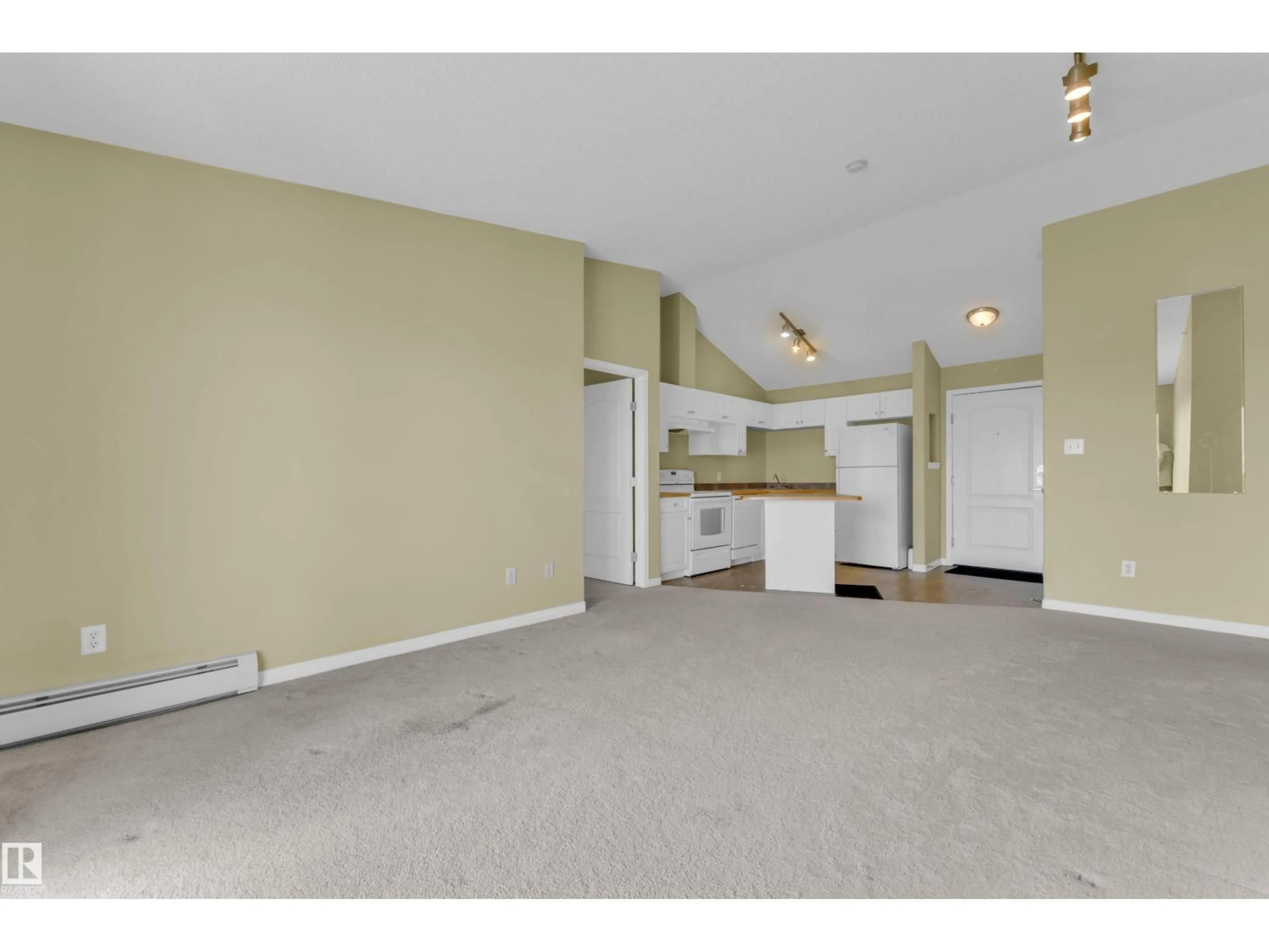 A pic of a room for 440 - 3425 19 ST NW, Edmonton Alberta T6T2B5