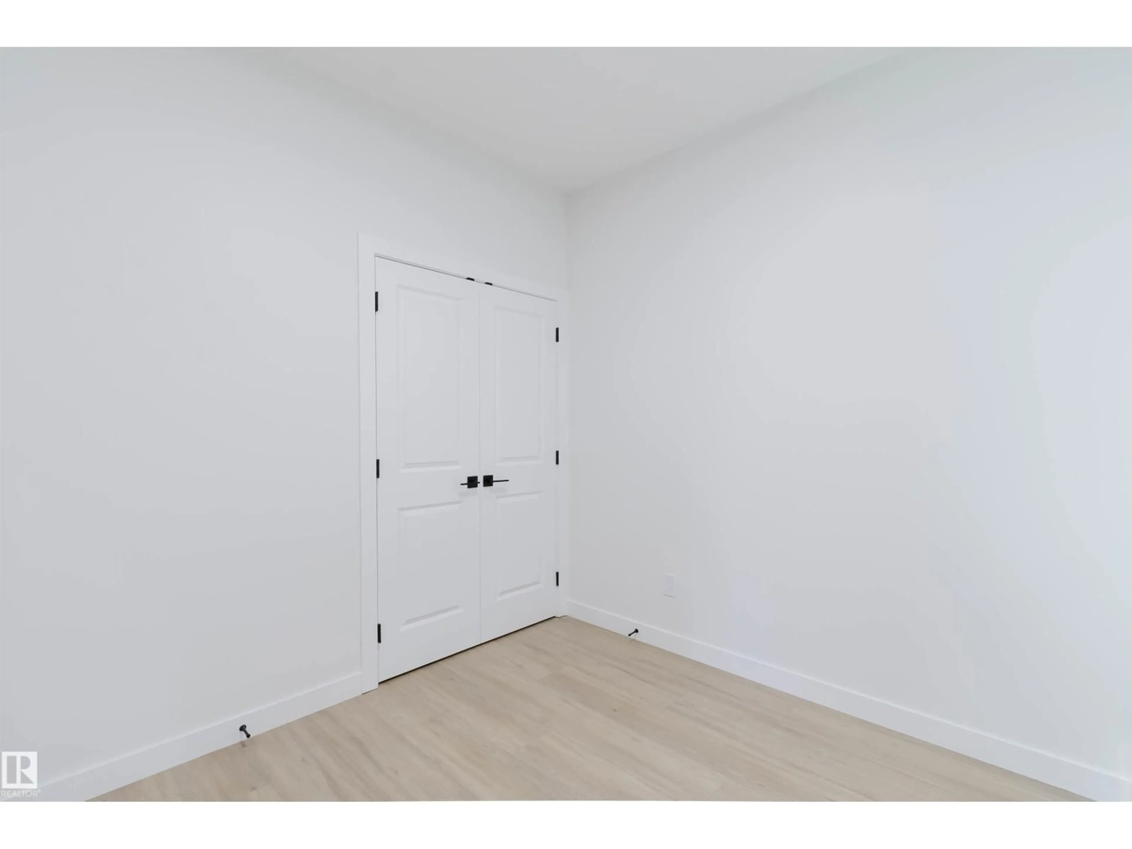 A pic of a room for 806 ELDERBERRY CO, Edmonton Alberta T6M3J7
