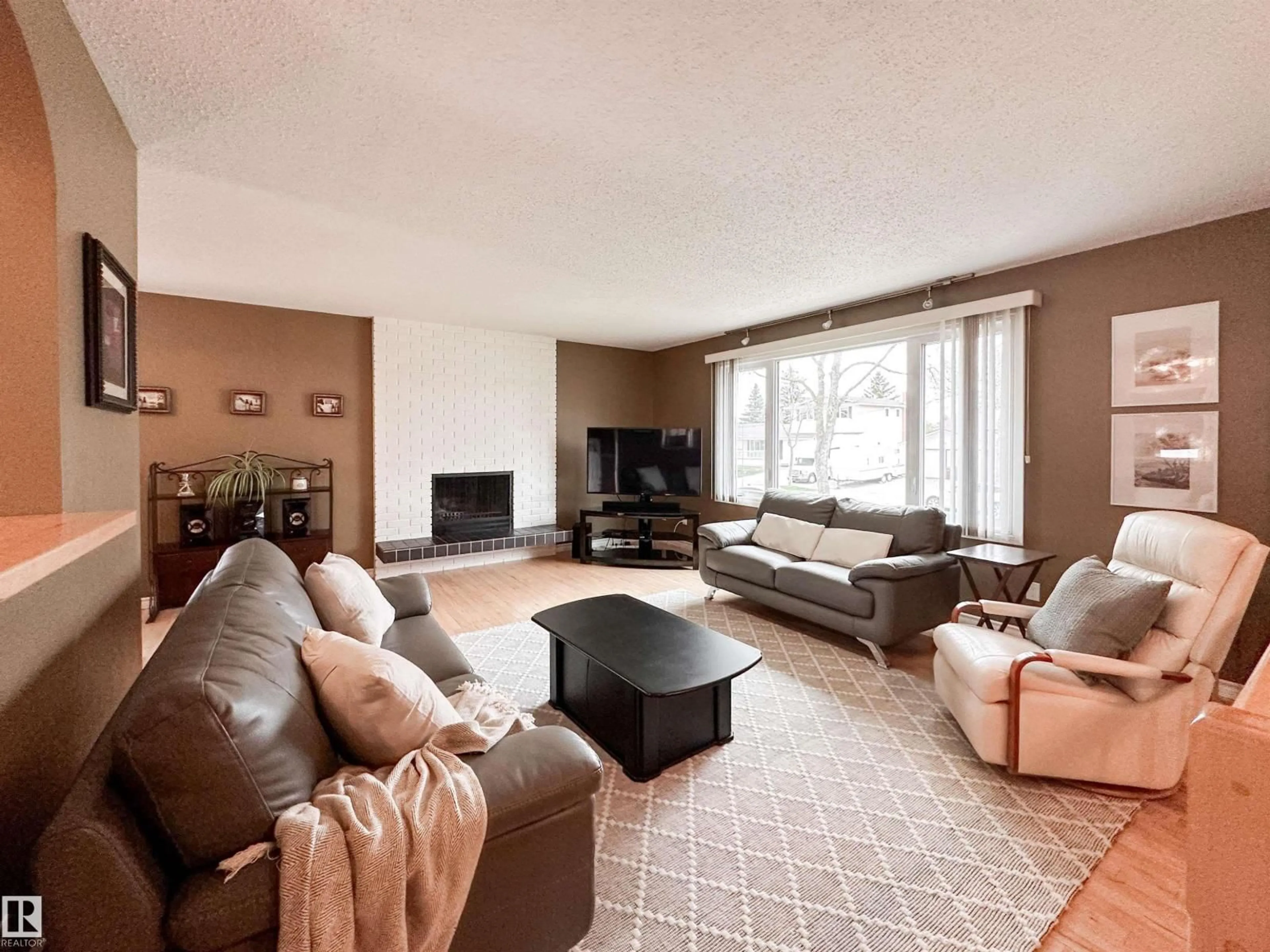 Living room with furniture, unknown for 53 ALPINE BV, St. Albert Alberta T8N2M1