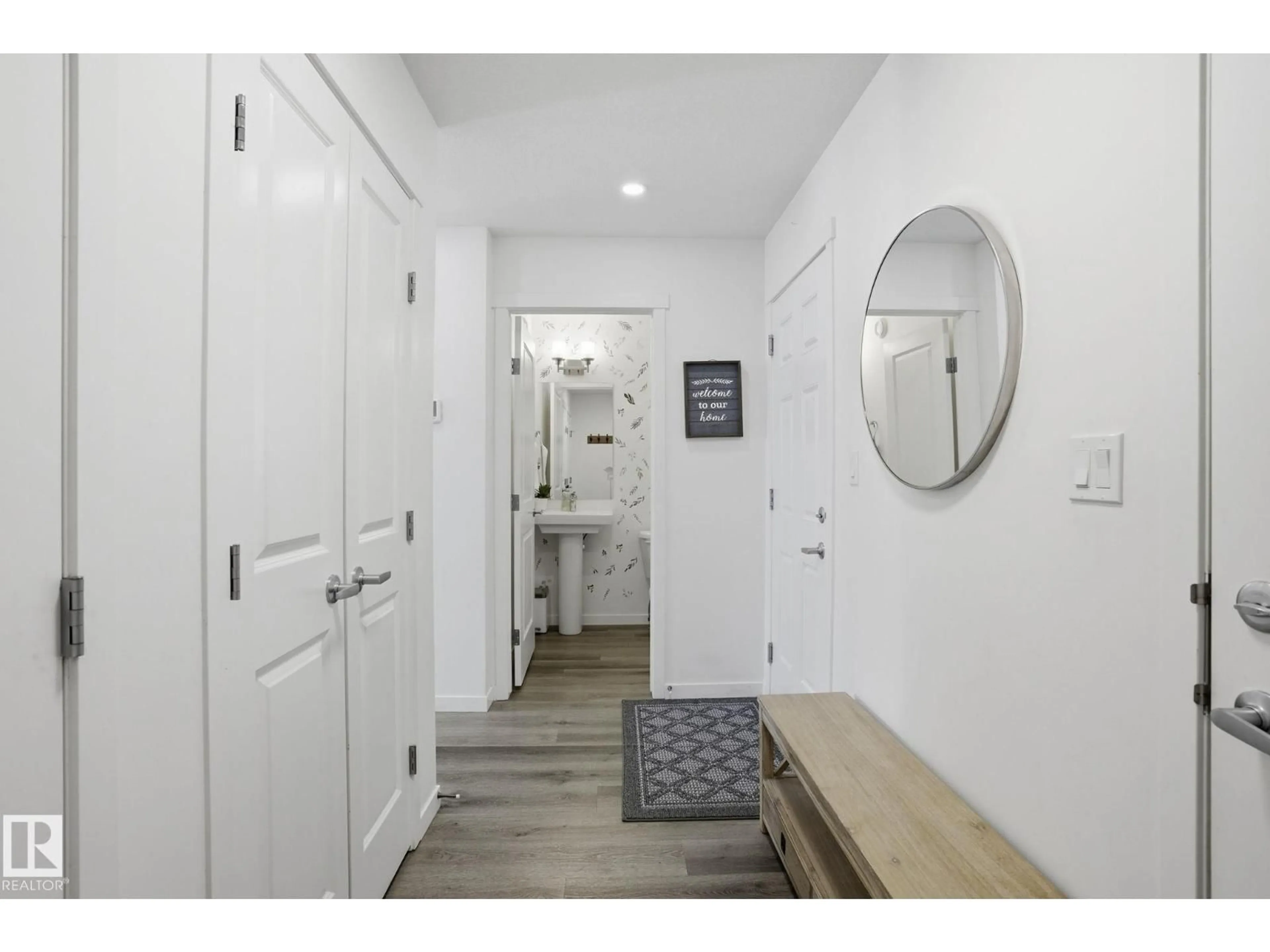Indoor entryway for NW - 9495 228 ST, Edmonton Alberta T5T7H5