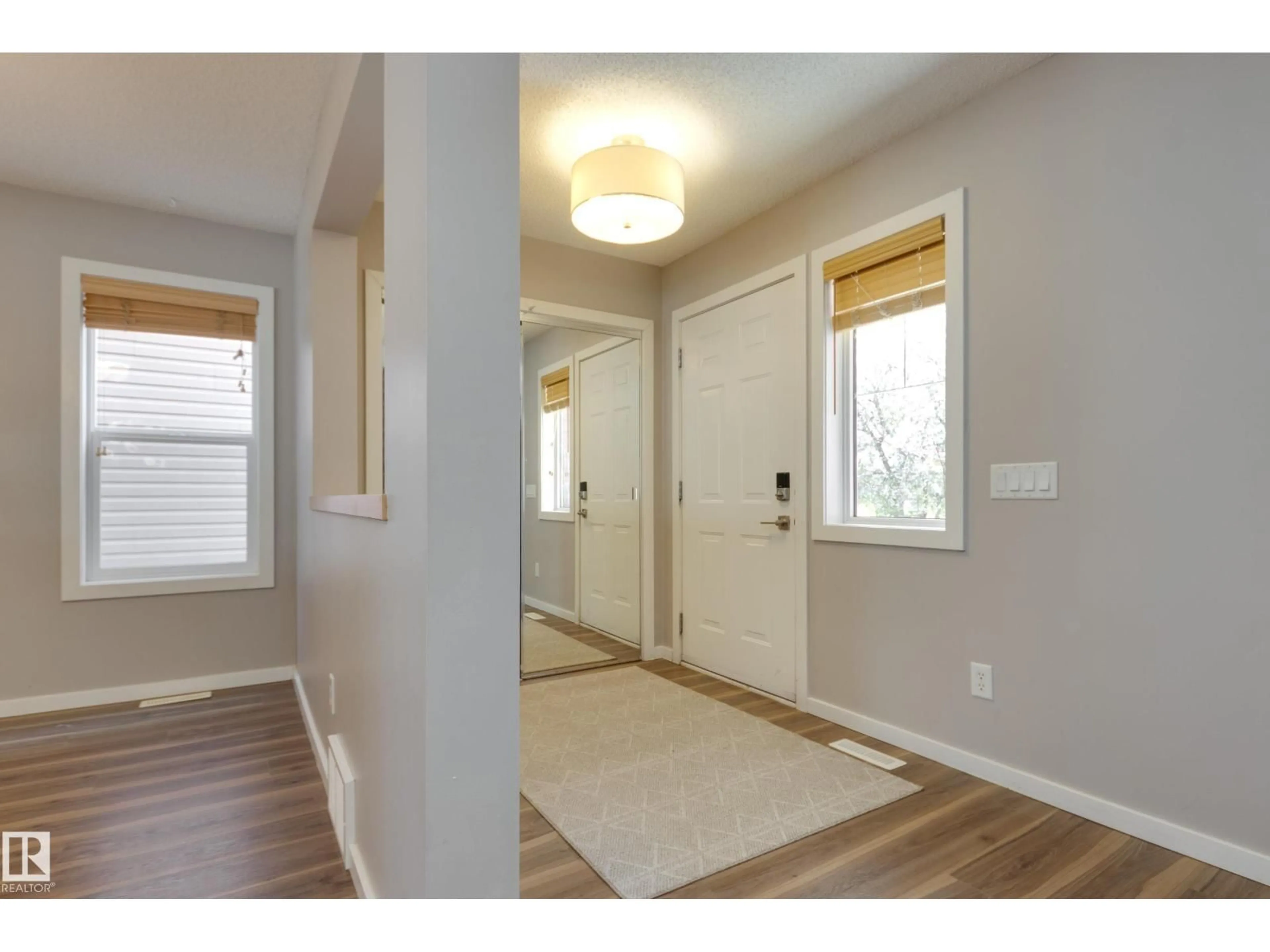 Indoor entryway for SW - 3005 SPENCE WD, Edmonton Alberta T6X1C6
