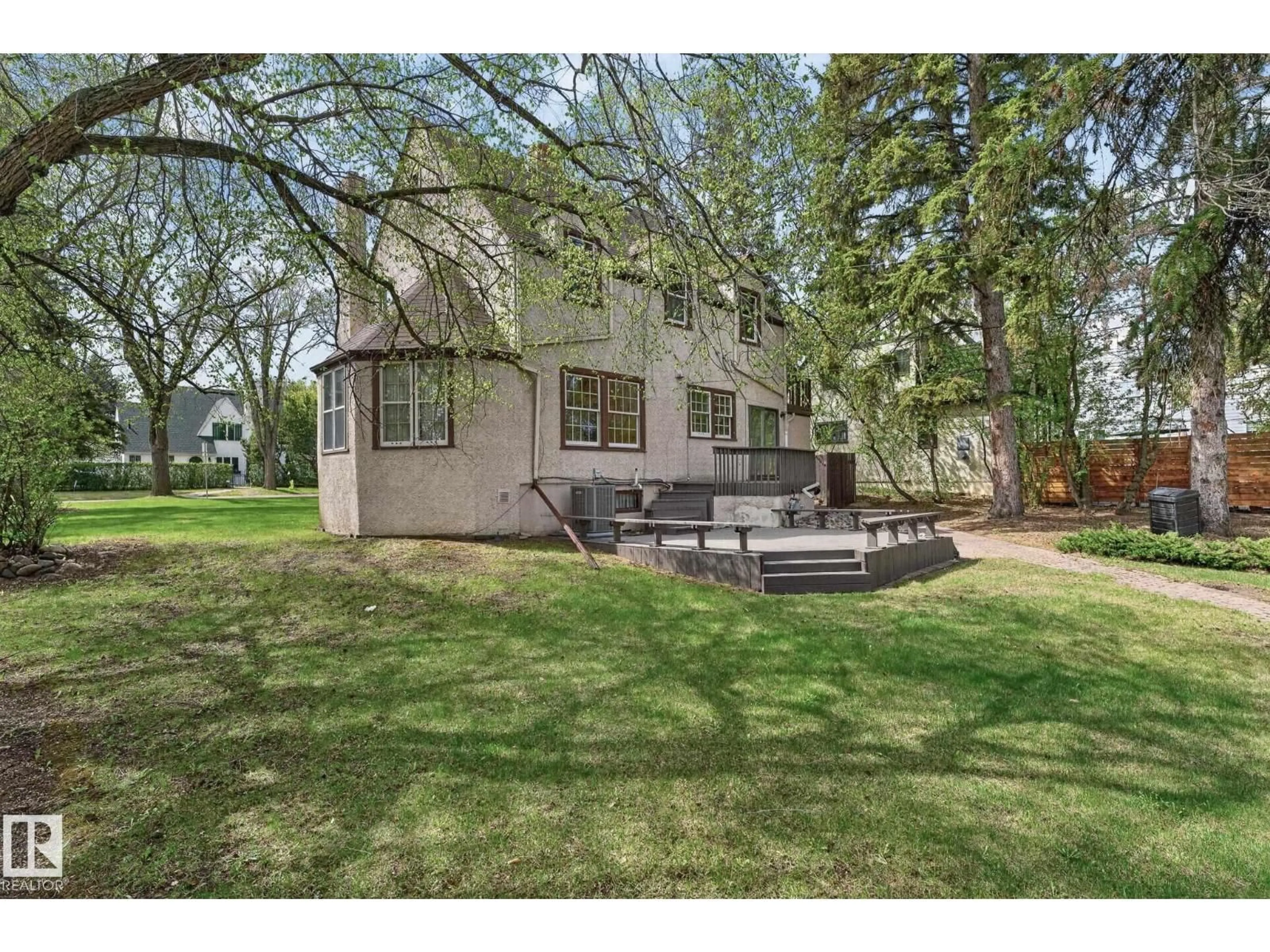 Unknown for 11608 EDINBORO RD, Edmonton Alberta T6G1Z8