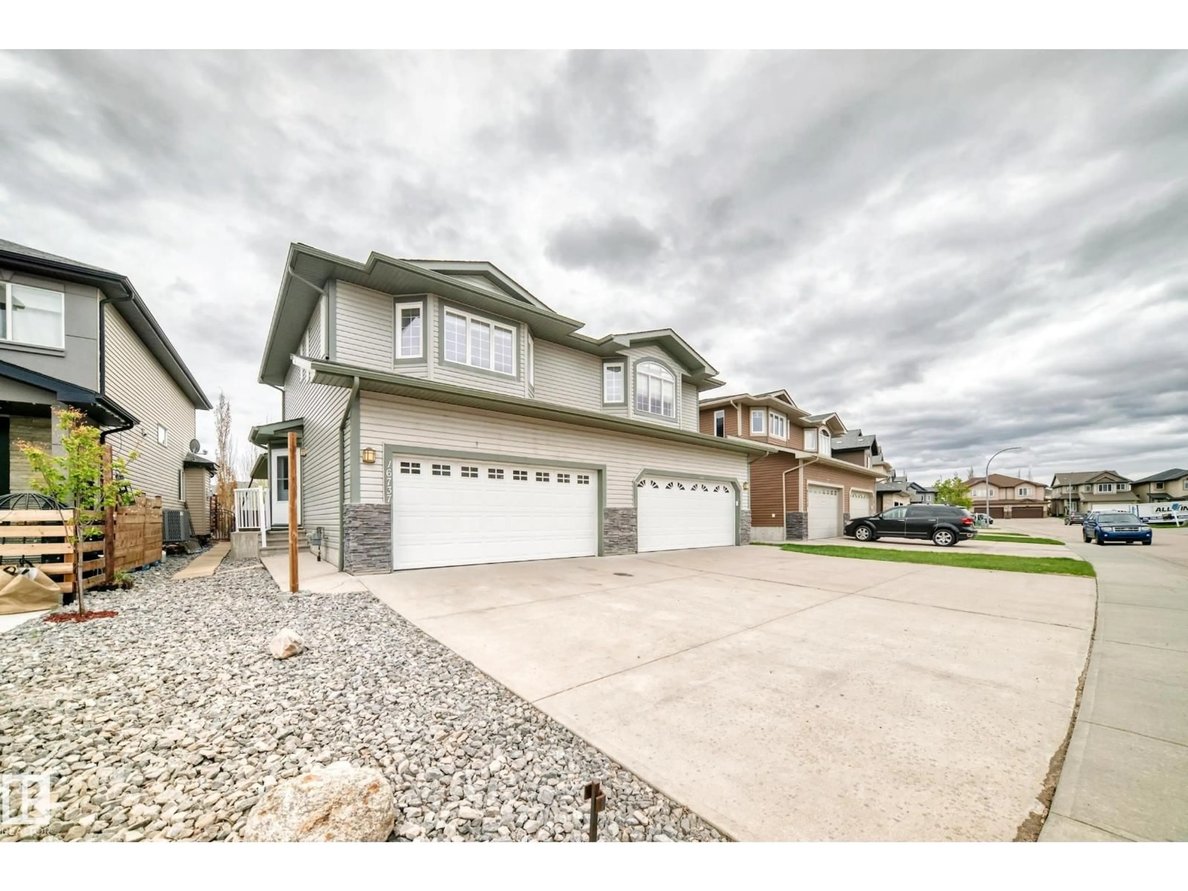 Unknown for 16737 60ST NW, Edmonton Alberta T5Y0W5