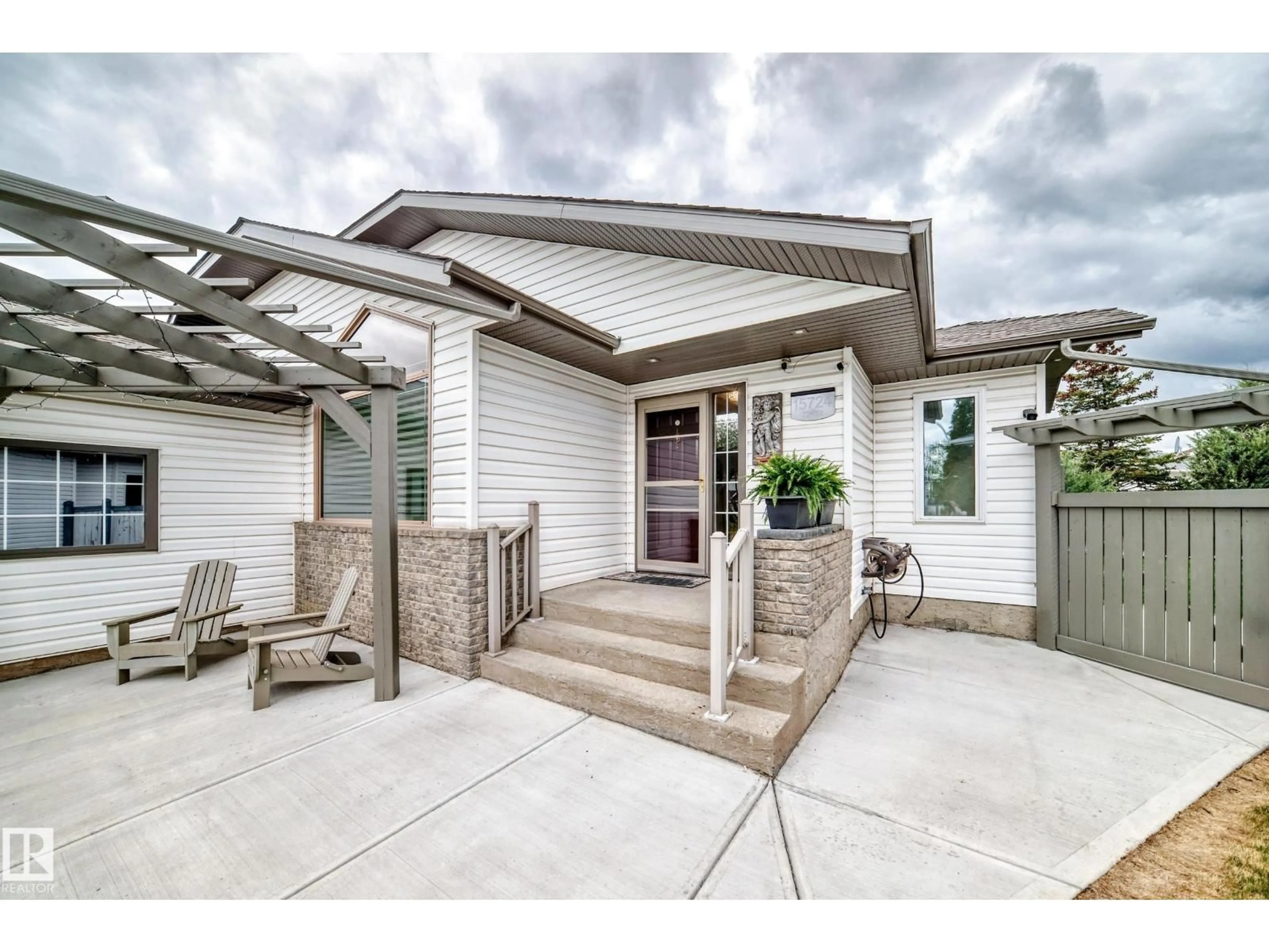 Unknown for NW - 15724 72A ST, Edmonton Alberta T5Z2Z6
